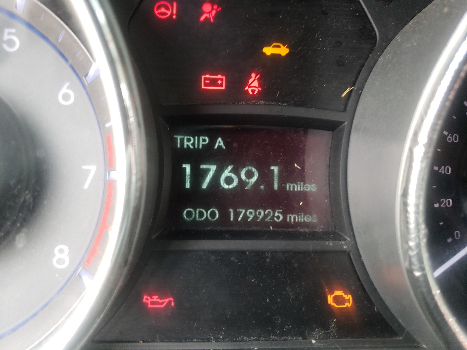 Photo 8 from auction – 2014 HYUNDAI SONATA GLS with VIN 5NPEB4AC1EH866378