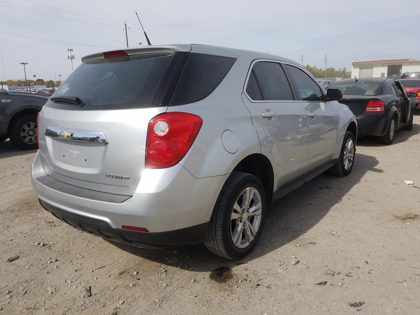 Photo 4 from auction – 2011 CHEVROLET EQUINOX LS with VIN 2GNALBEC1B1203150