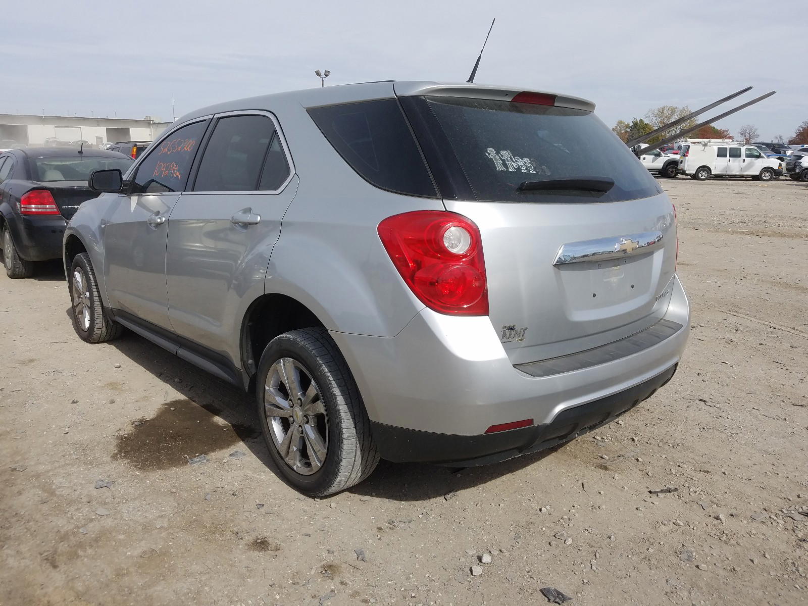 Photo 3 from auction – 2011 CHEVROLET EQUINOX LS with VIN 2GNALBEC1B1203150