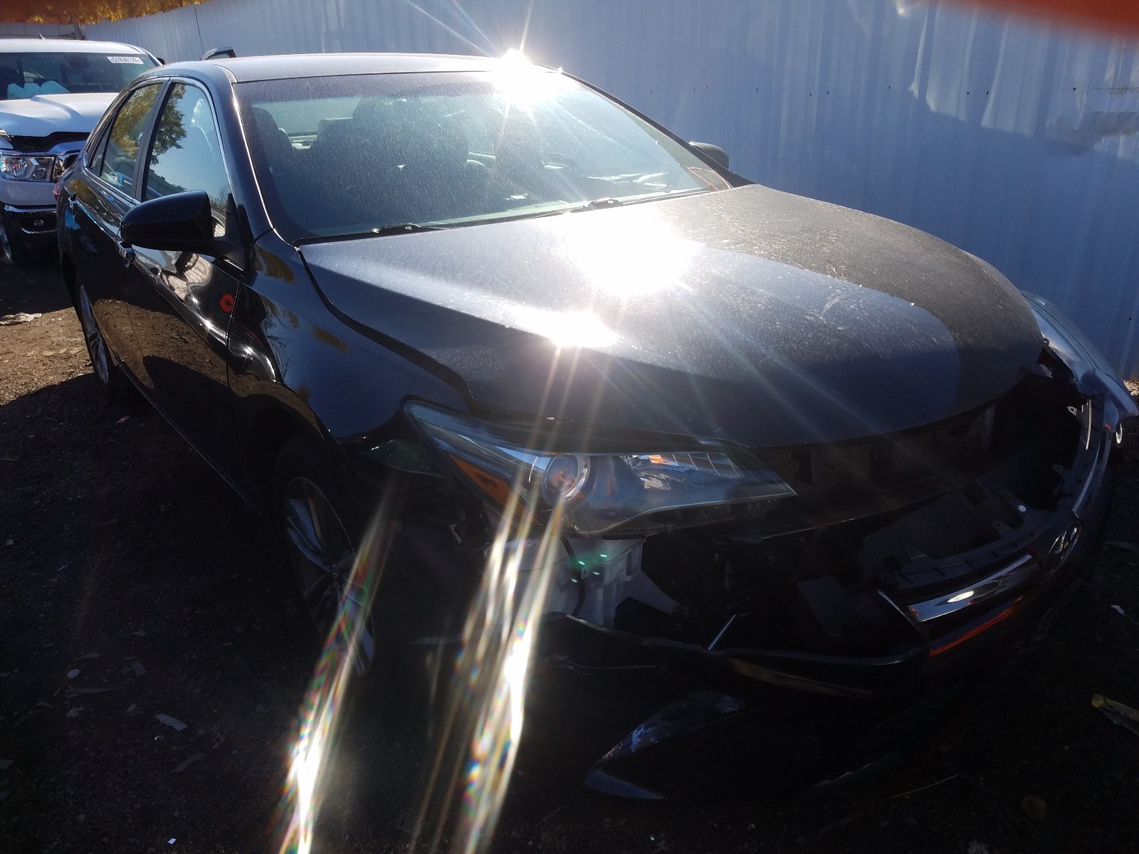Photo 1 from auction – 2015 TOYOTA CAMRY LE with VIN 4T1BF1FK5FU071181