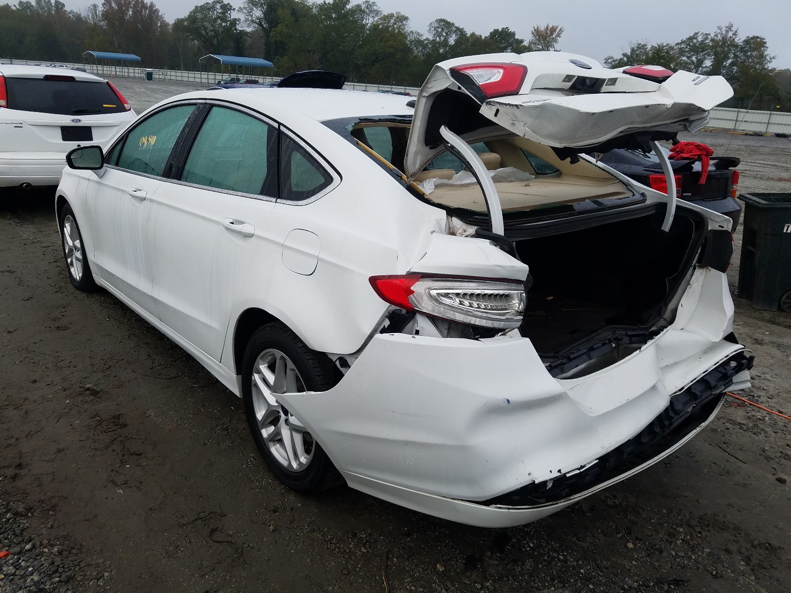 Photo 3 from auction – 2016 FORD FUSION SE with VIN 3FA6P0HD0GR207825