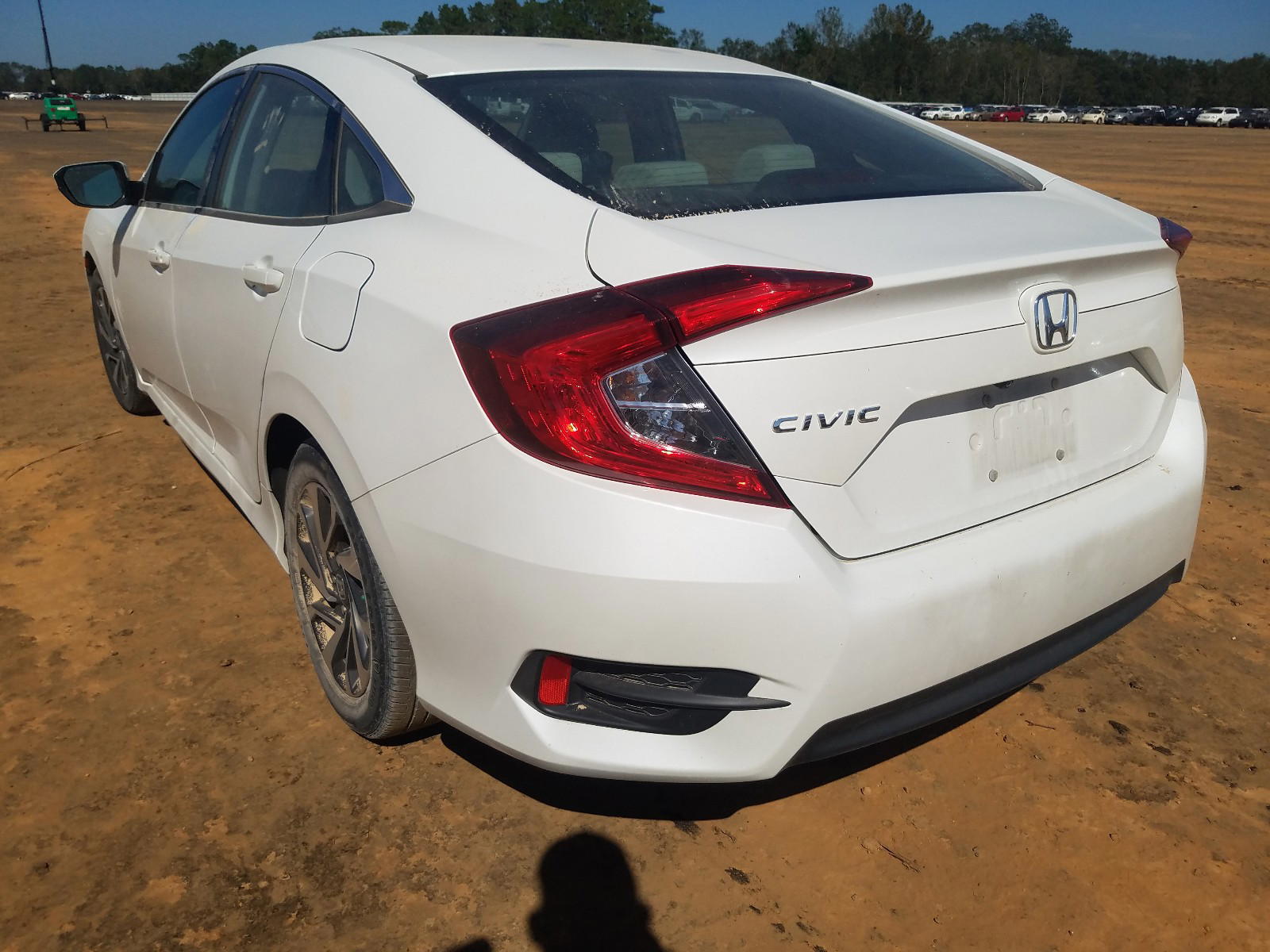 Photo 3 from auction – 2016 HONDA CIVIC EX with VIN 2HGFC2F74GH546910