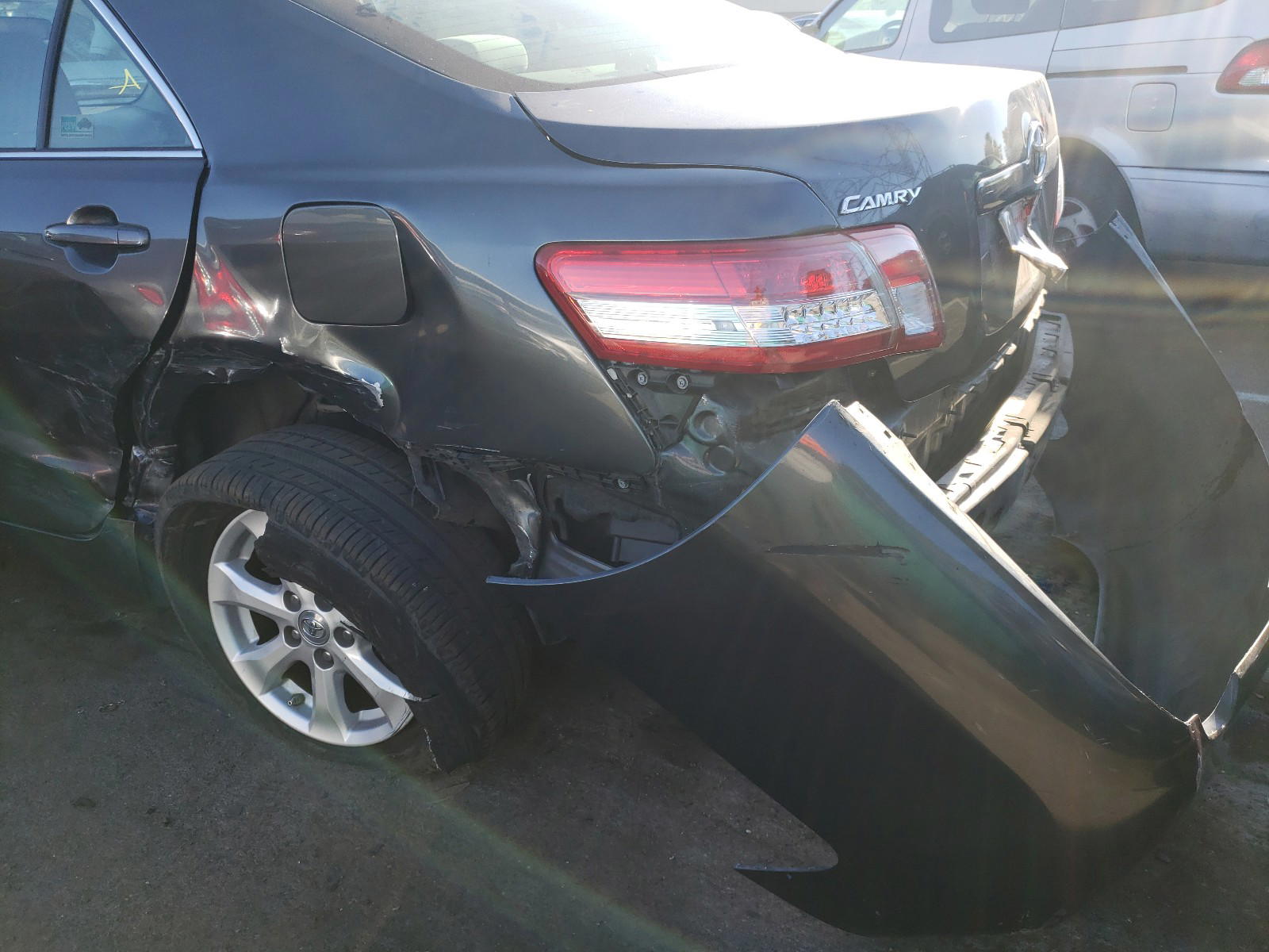 Photo 9 from auction – 2011 TOYOTA CAMRY BASE with VIN 4T1BF3EK0BU618526
