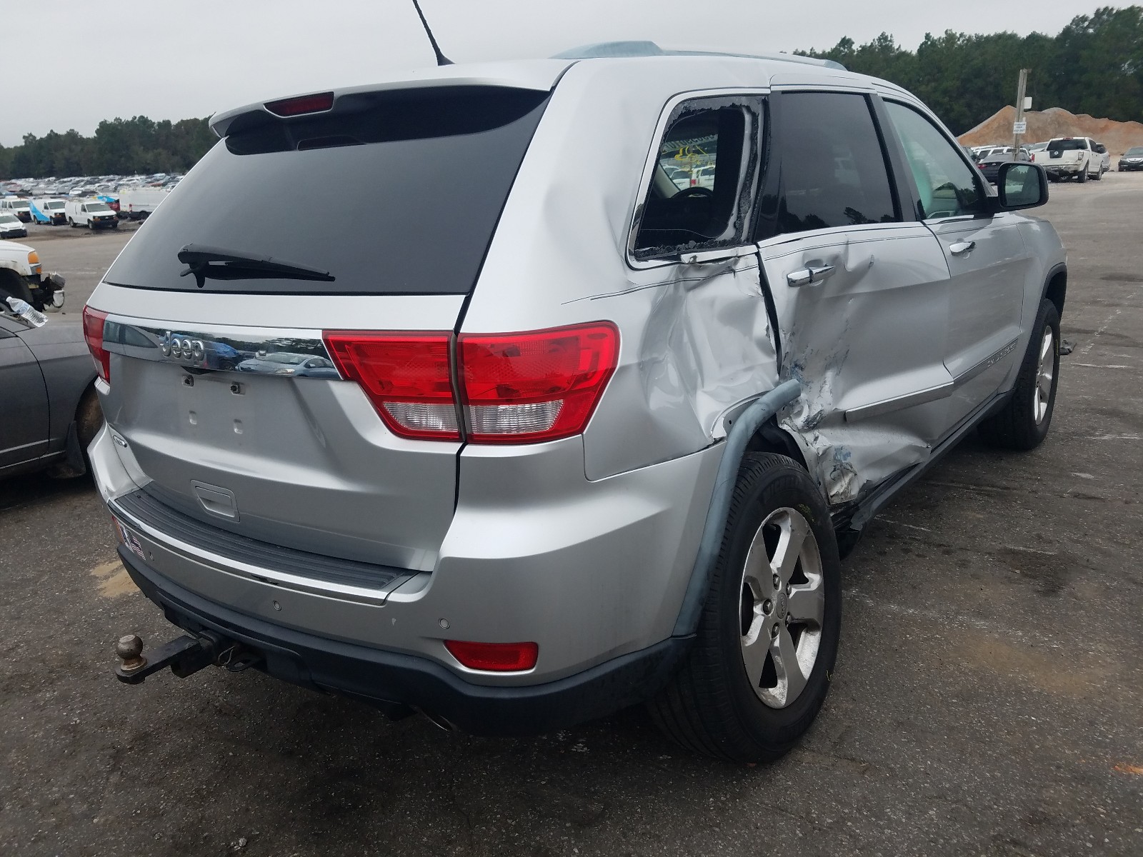 Photo 4 from auction – 2011 JEEP GRAND CHER with VIN 1J4RS5GG9BC557308