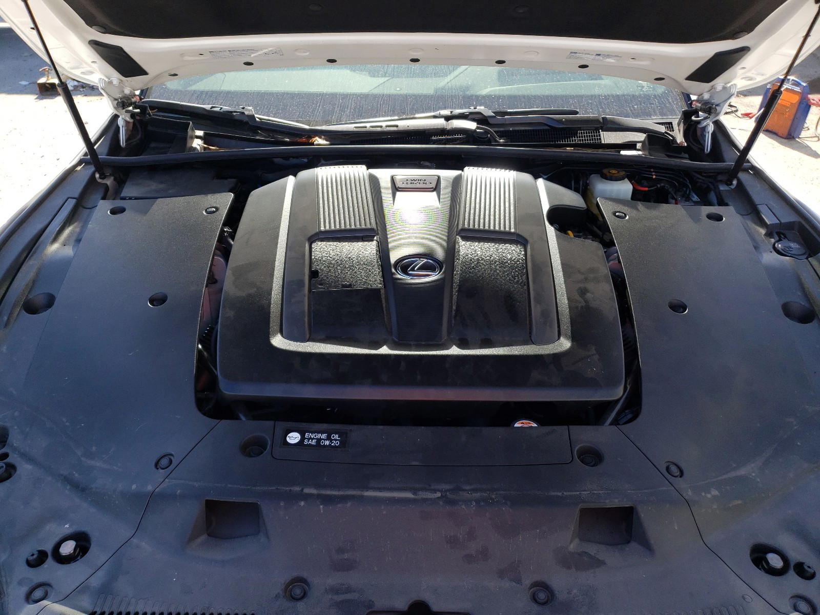 Photo 7 from auction – 2018 LEXUS LS 500 with VIN JTHB5LFF5J5005348