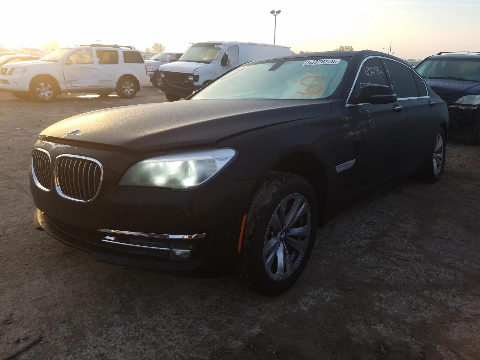Photo 2 from auction – 2015 BMW 740 LI with VIN WBAYE4C55FD947407
