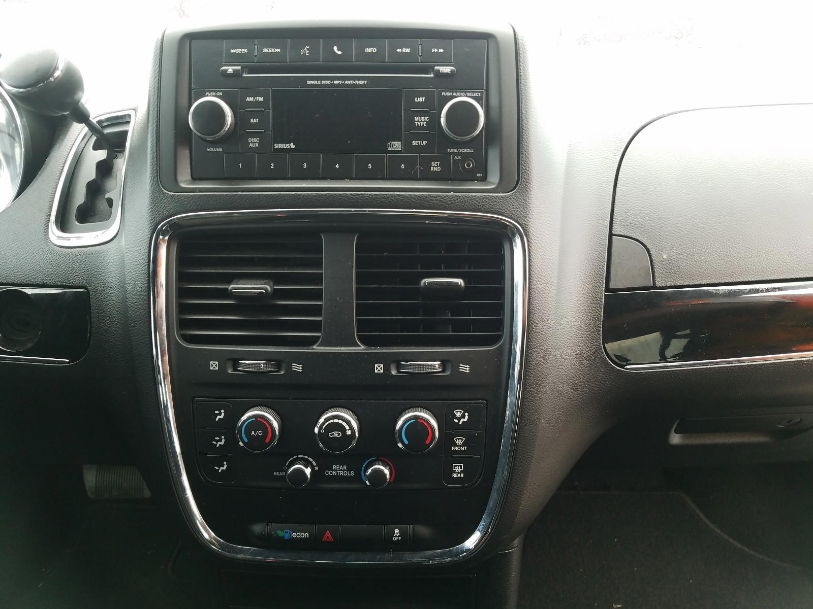 Photo 9 from auction – 2016 DODGE GRAND CARA with VIN 2C4RDGBG7GR348182