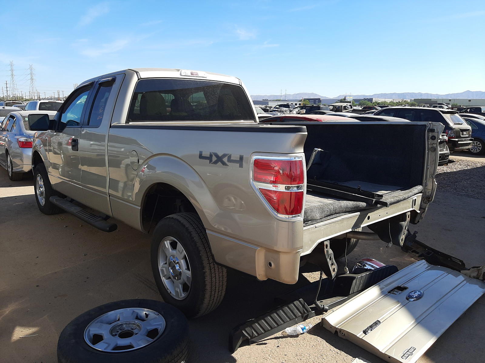 Photo 3 from auction – 2010 FORD F150 SUPER with VIN 1FTEX1E85AFA36237