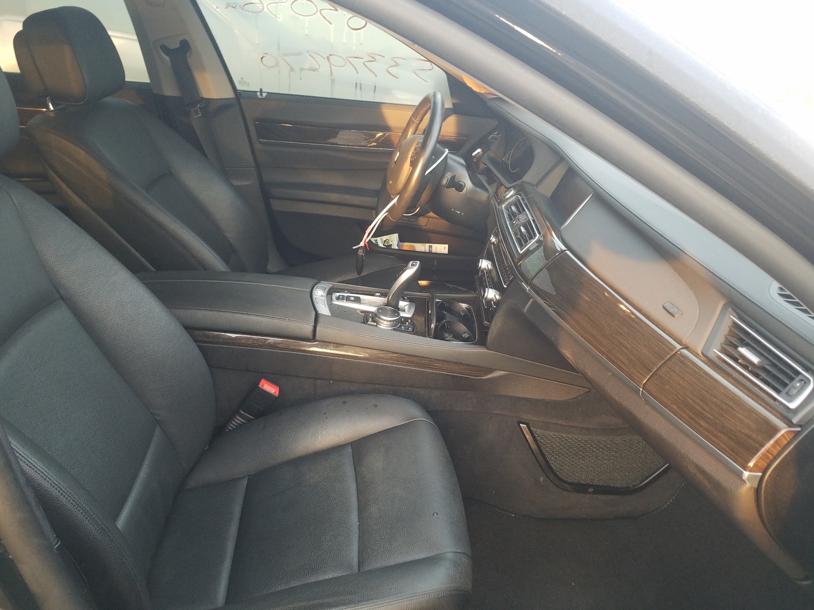 Zdjęcie 5 z aukcji – 2015 BMW 740 LI z VIN WBAYE4C55FD947407