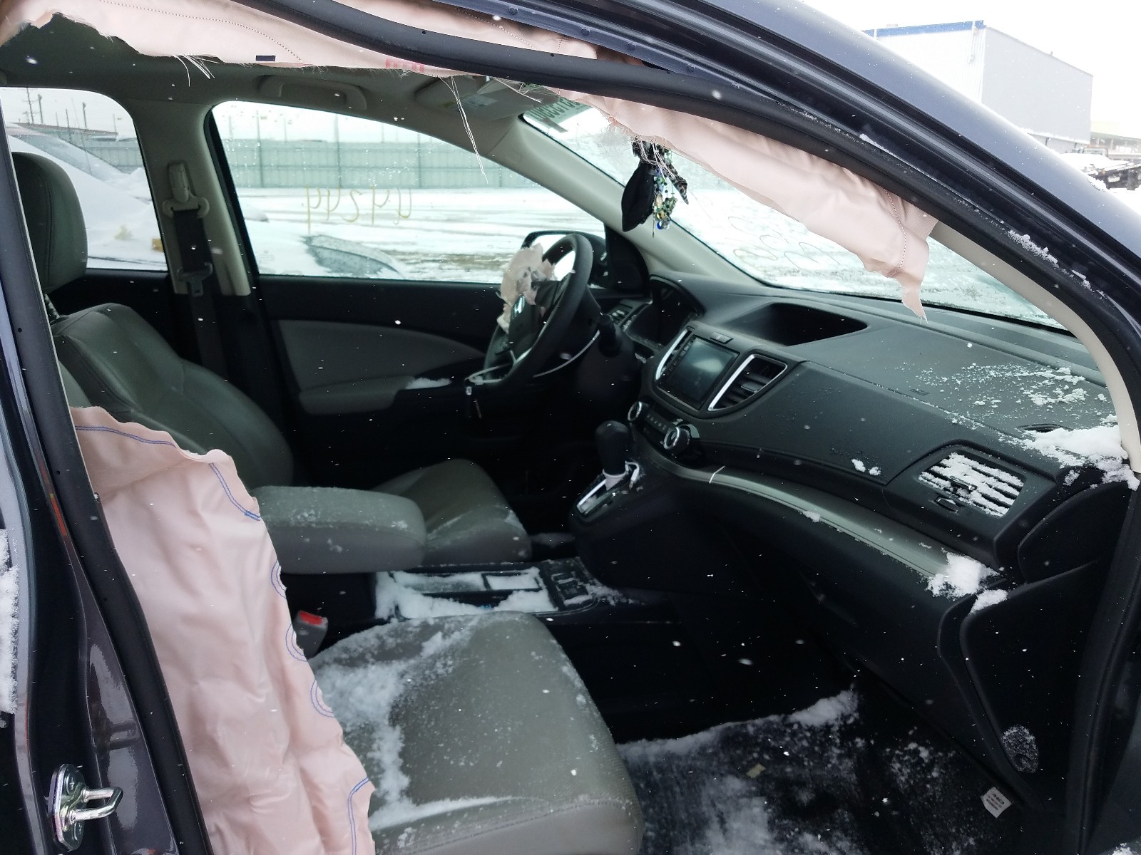 Photo 5 from auction – 2016 HONDA CR-V EX with VIN 2HKRM4H58GH725197