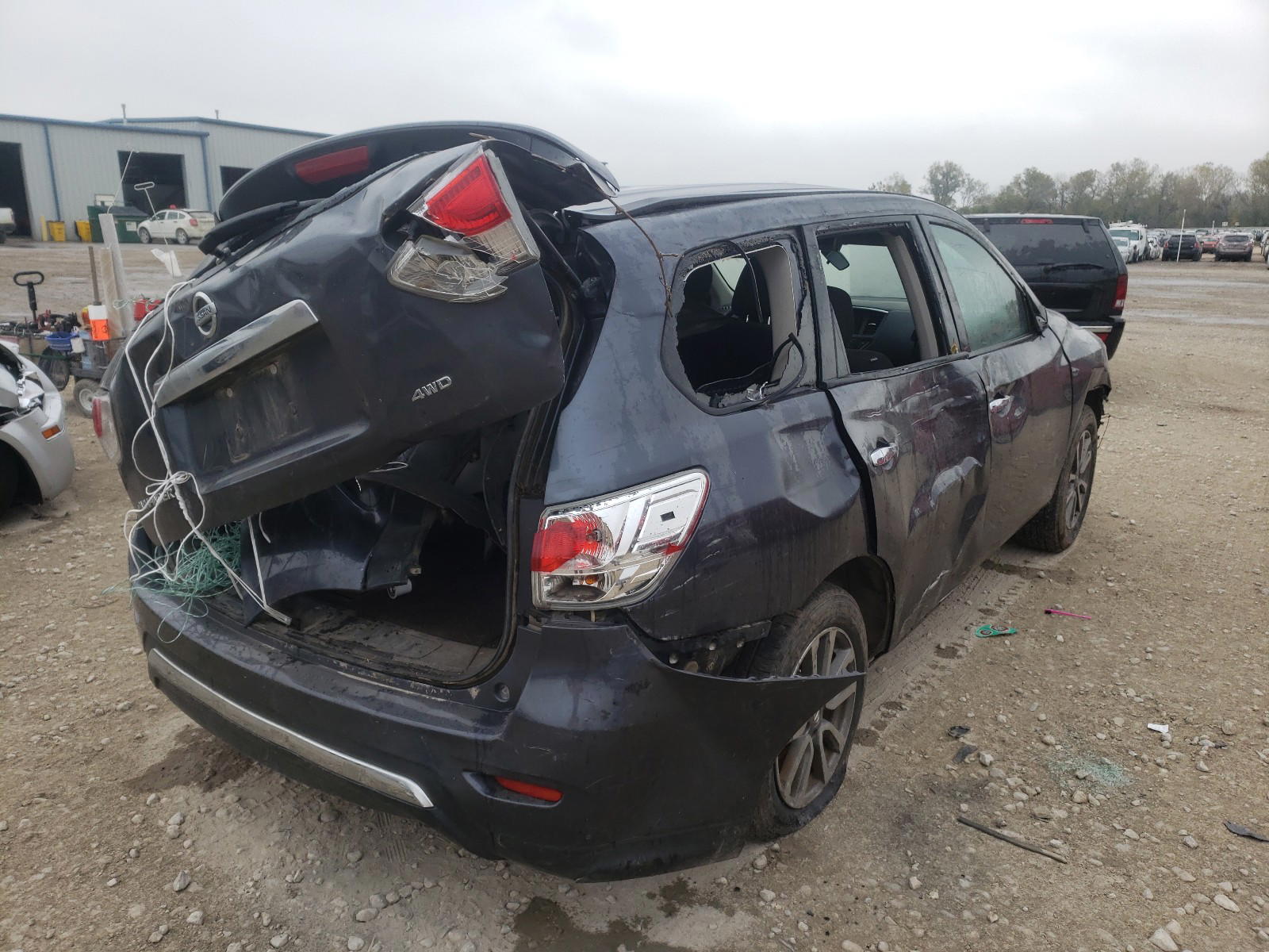 Photo 4 from auction – 2014 NISSAN PATHFINDER with VIN 5N1AR2MM0EC622893