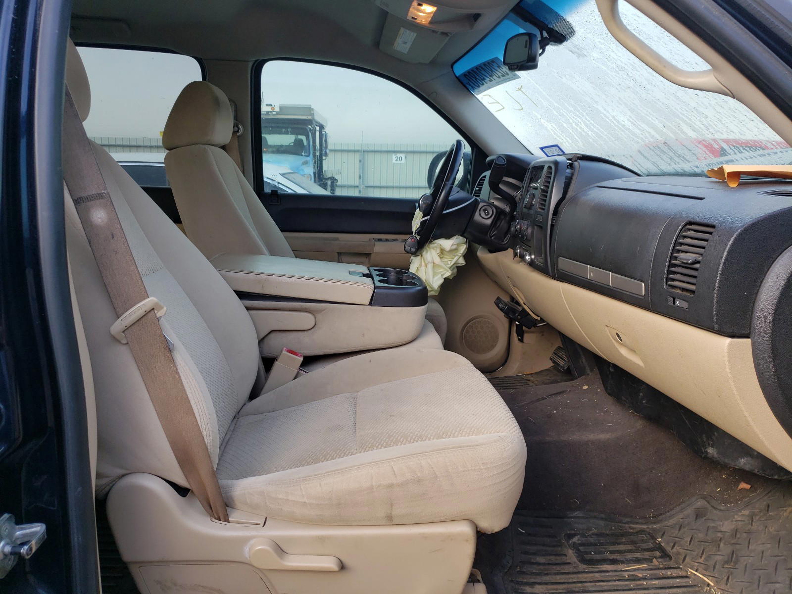 Photo 5 from auction – 2007 CHEVROLET SILVERADO with VIN 3GCEK13M87G506685