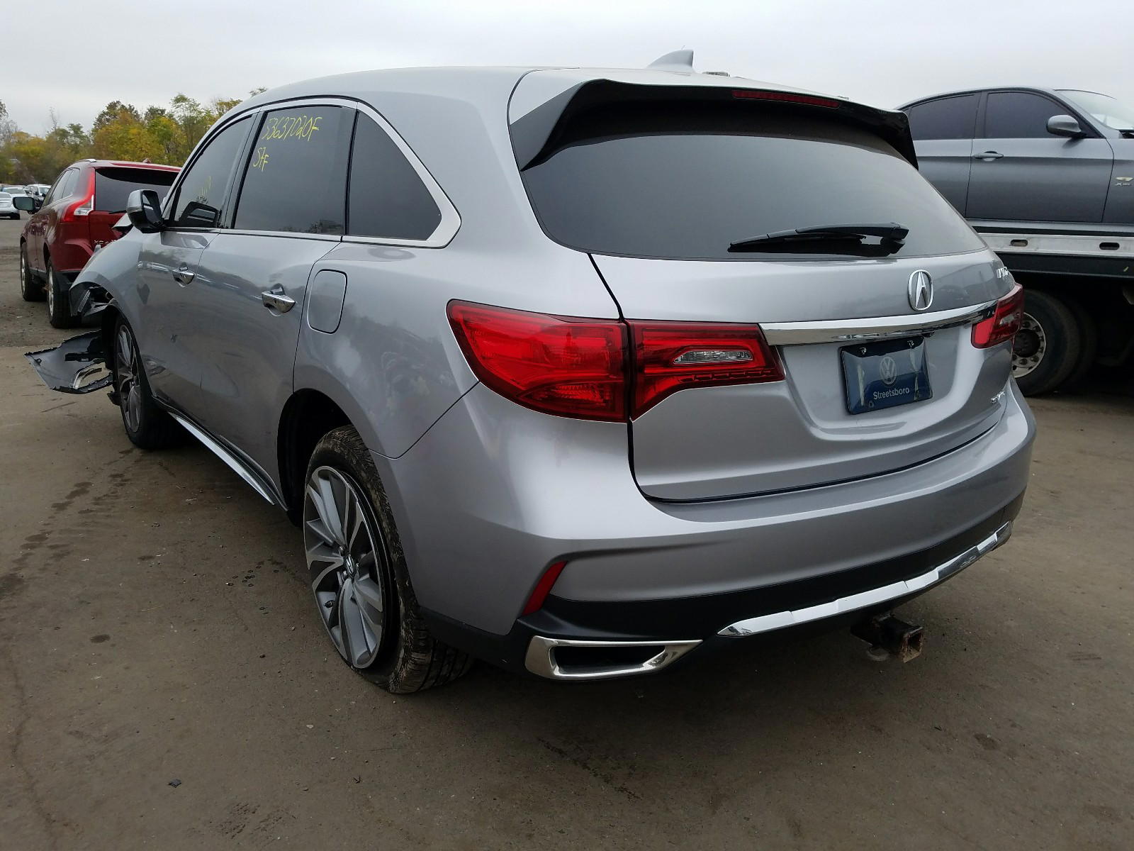 Photo 3 from auction – 2017 ACURA MDX TECHNO with VIN 5FRYD4H52HB017912
