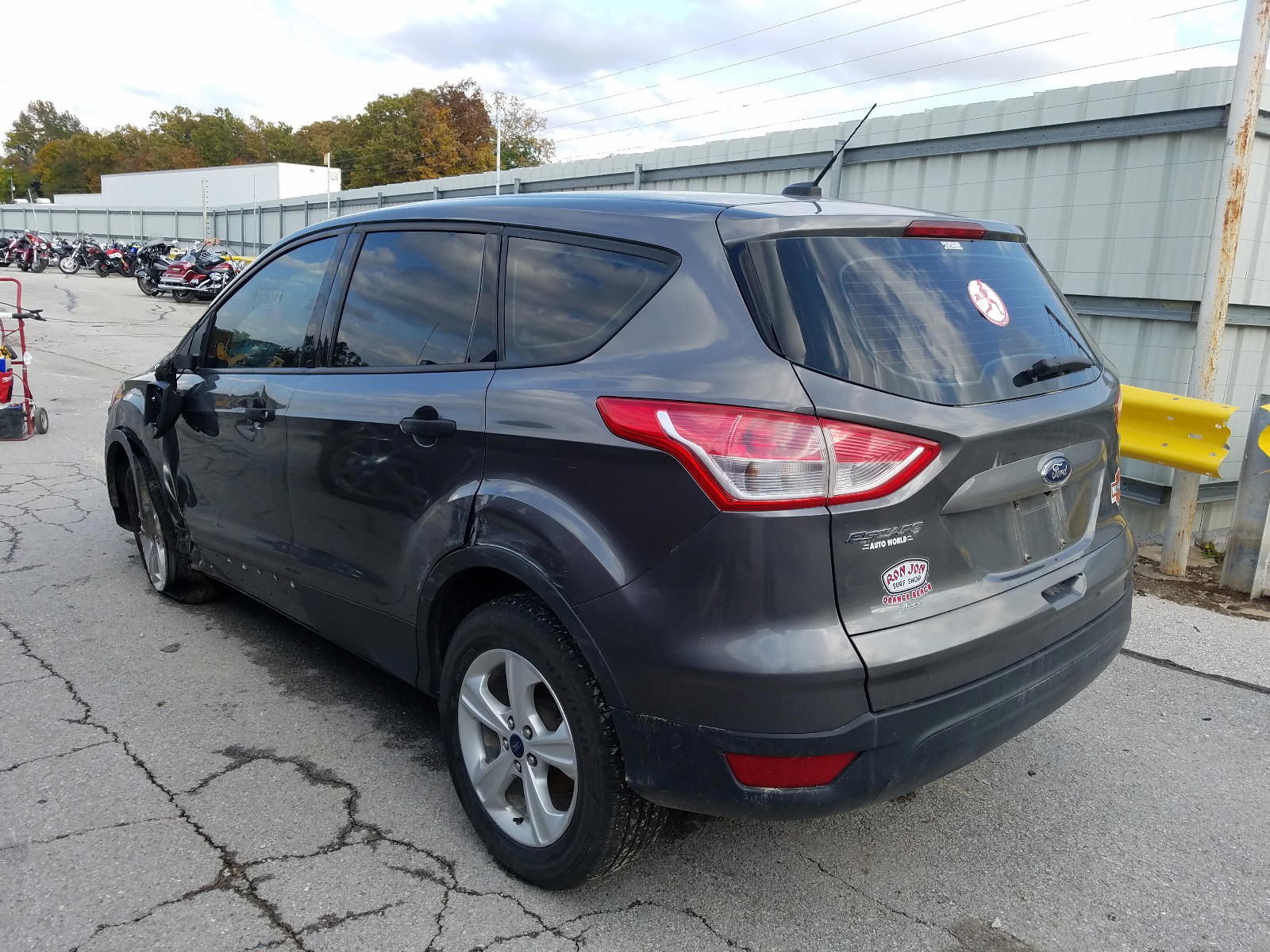 Photo 3 from auction – 2014 FORD ESCAPE S with VIN 1FMCU0F70EUB46089