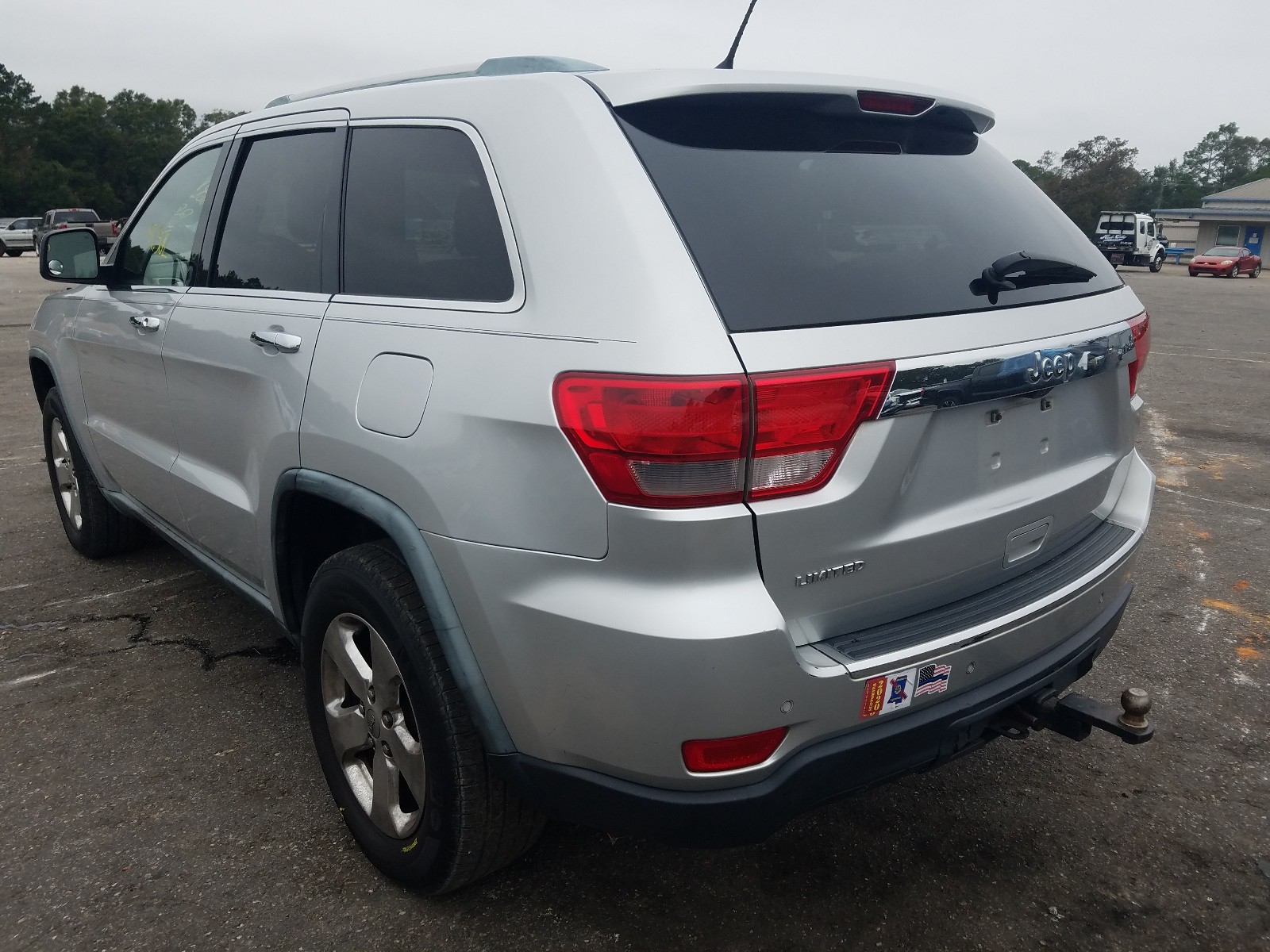 Photo 3 from auction – 2011 JEEP GRAND CHER with VIN 1J4RS5GG9BC557308