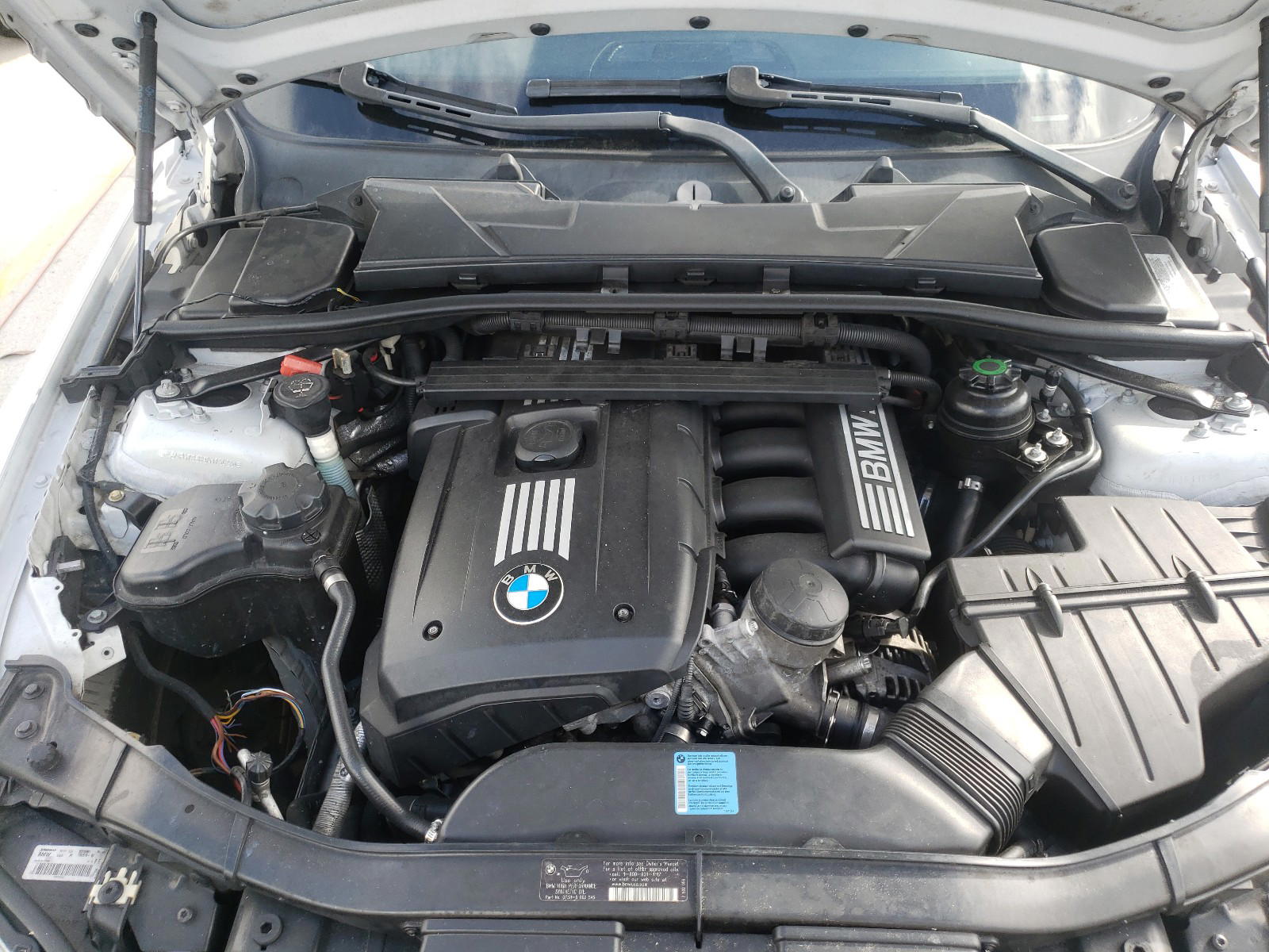 Photo 7 from auction – 2009 BMW 328 I with VIN WBAPH73589A173423