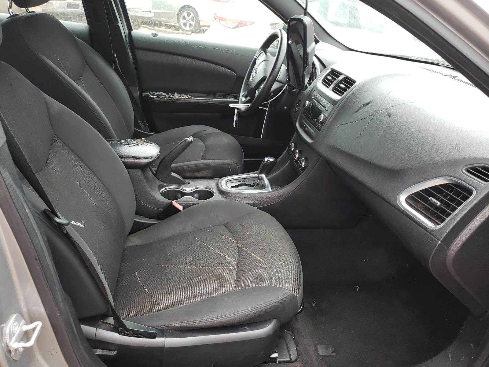 Photo 5 from auction – 2014 DODGE AVENGER SE with VIN 1C3CDZAB7EN167363