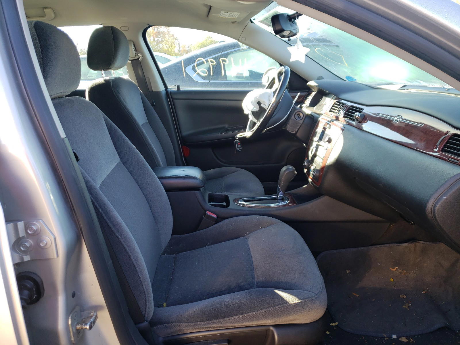 Photo 5 from auction – 2007 CHEVROLET IMPALA LT with VIN 2G1WT58N979169876