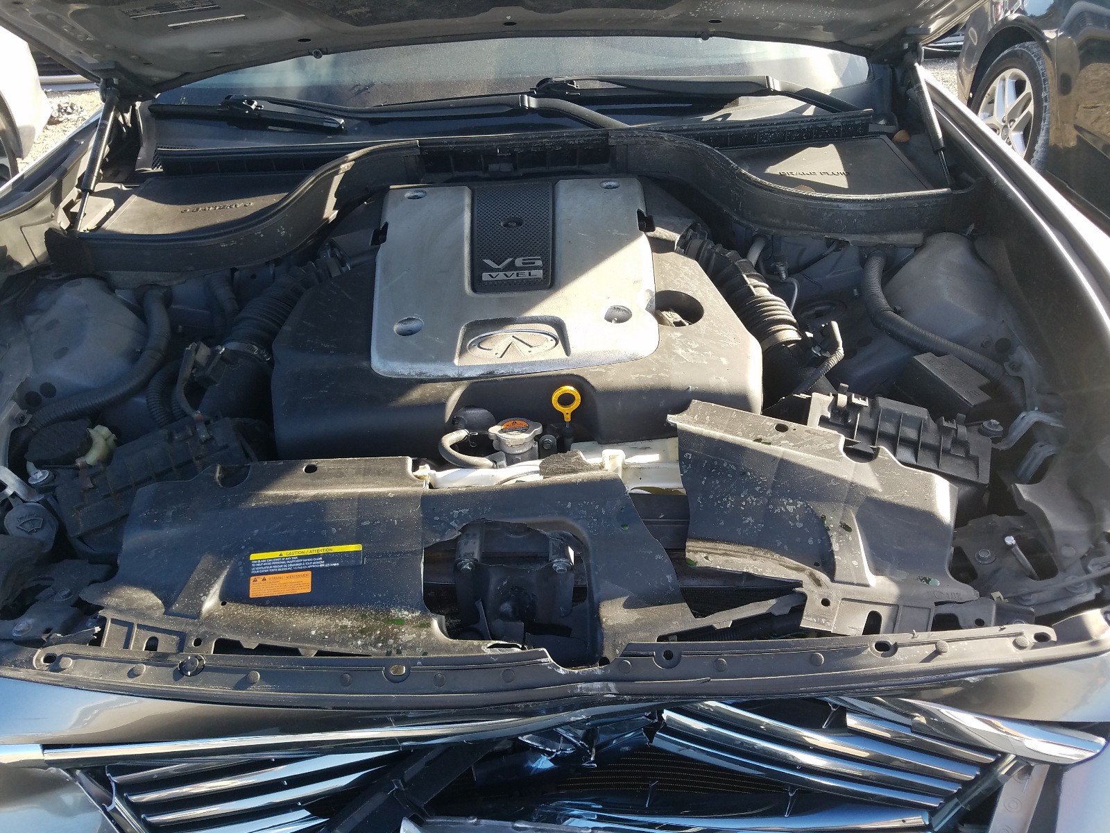 Photo 7 from auction – 2015 INFINITI Q40 with VIN JN1CV6AP7FM501842