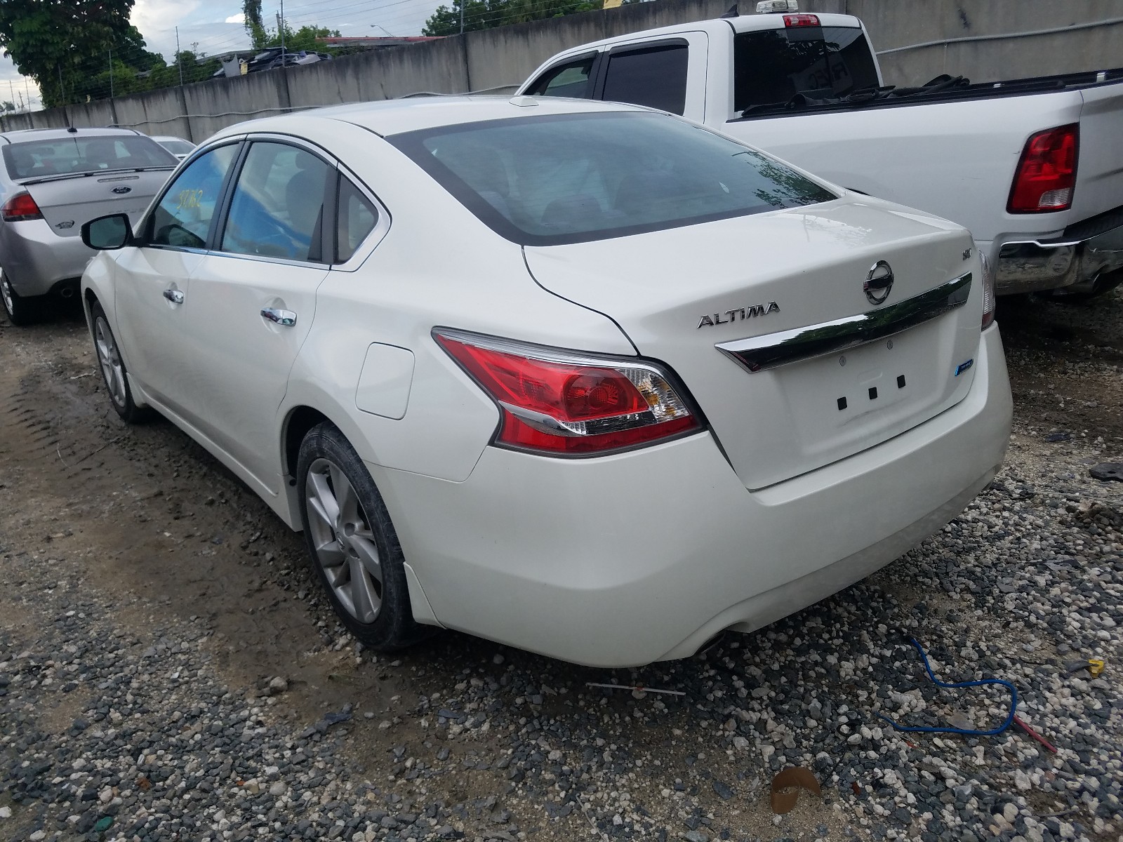 Photo 3 from auction – 2014 NISSAN ALTIMA 2.5 with VIN 1N4AL3AP5EC416839
