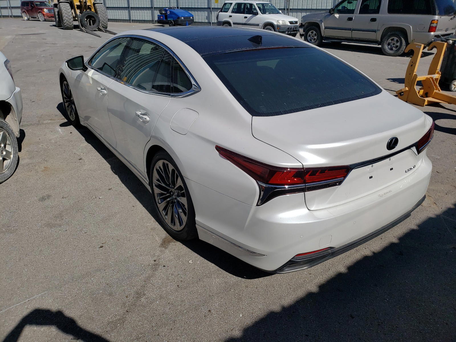 Photo 3 from auction – 2018 LEXUS LS 500 with VIN JTHB5LFF5J5005348