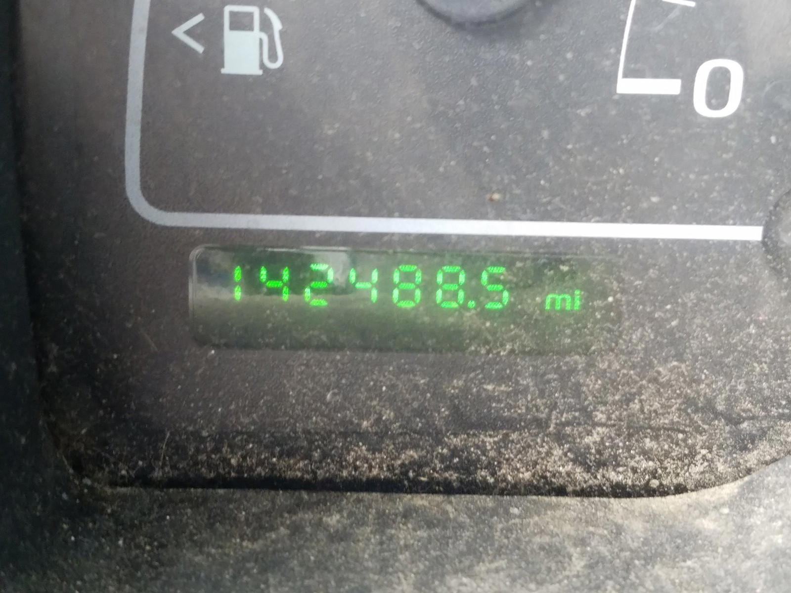 Photo 8 from auction – 2002 FORD WINDSTAR L with VIN 2FMZA504X2BB81318