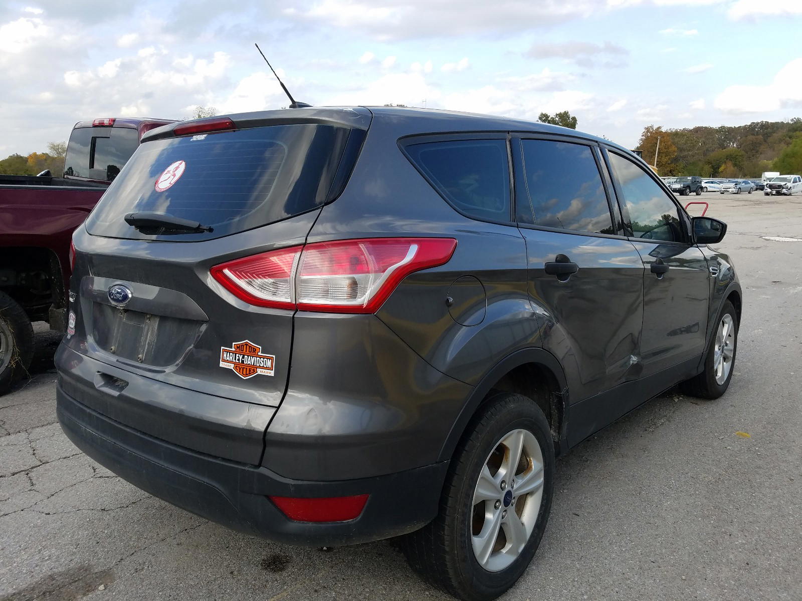 Photo 4 from auction – 2014 FORD ESCAPE S with VIN 1FMCU0F70EUB46089