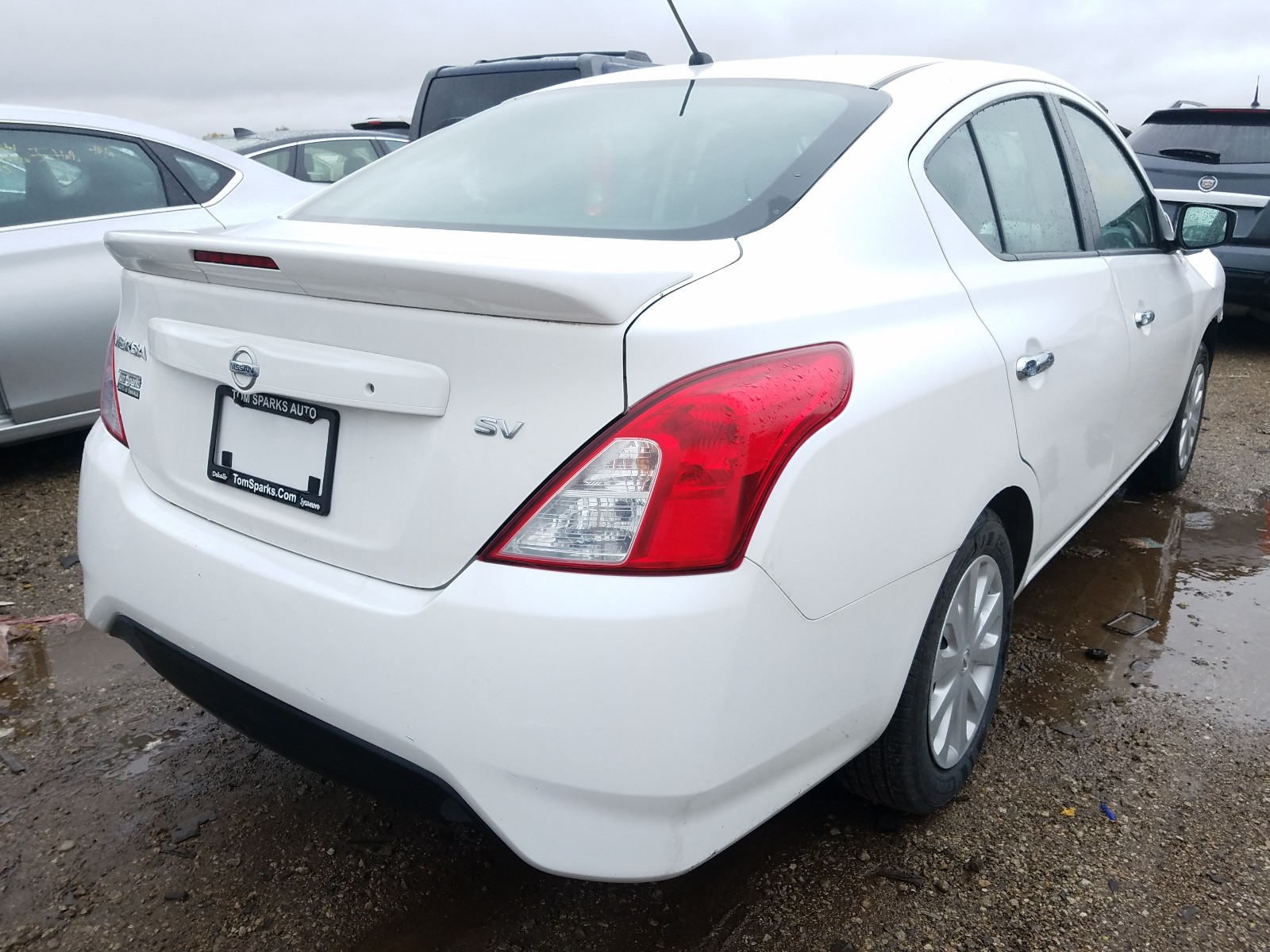 Photo 4 from auction – 2017 NISSAN VERSA S with VIN 3N1CN7AP6HL857850