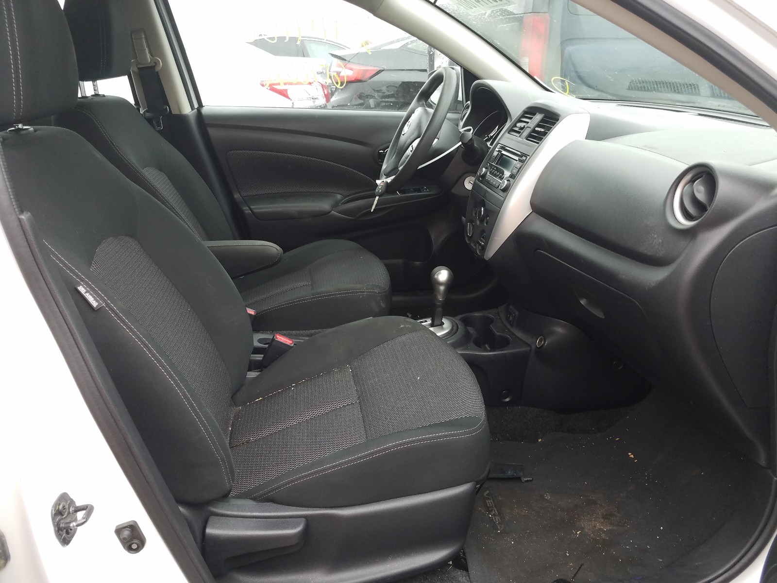 Photo 5 from auction – 2017 NISSAN VERSA S with VIN 3N1CN7AP6HL857850