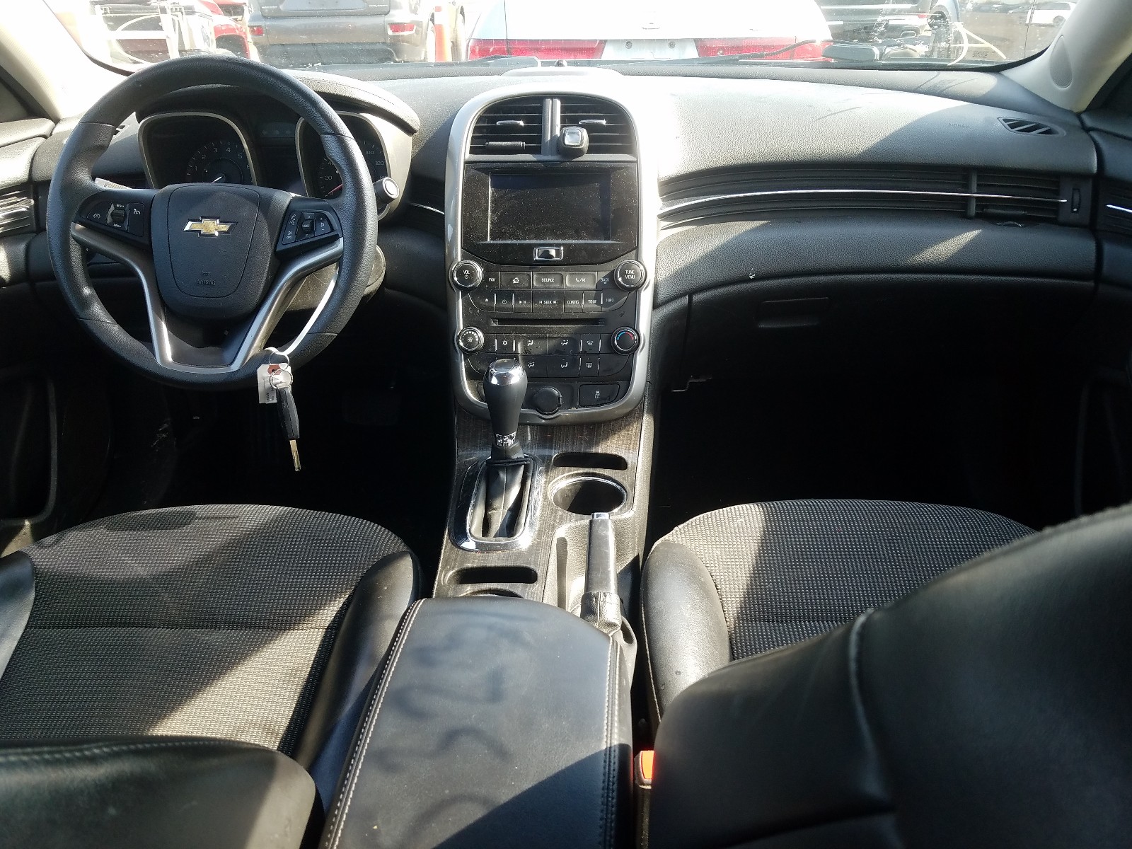 Photo 9 from auction – 2015 CHEVROLET MALIBU 1LT with VIN 1G11C5SLXFF192316