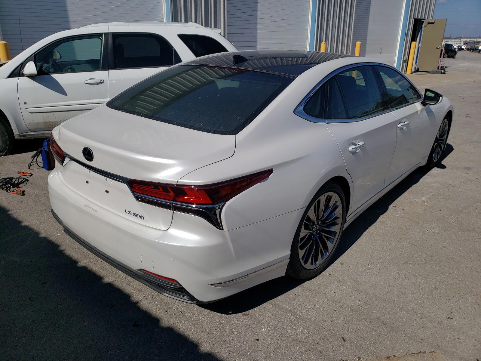 Photo 4 from auction – 2018 LEXUS LS 500 with VIN JTHB5LFF5J5005348