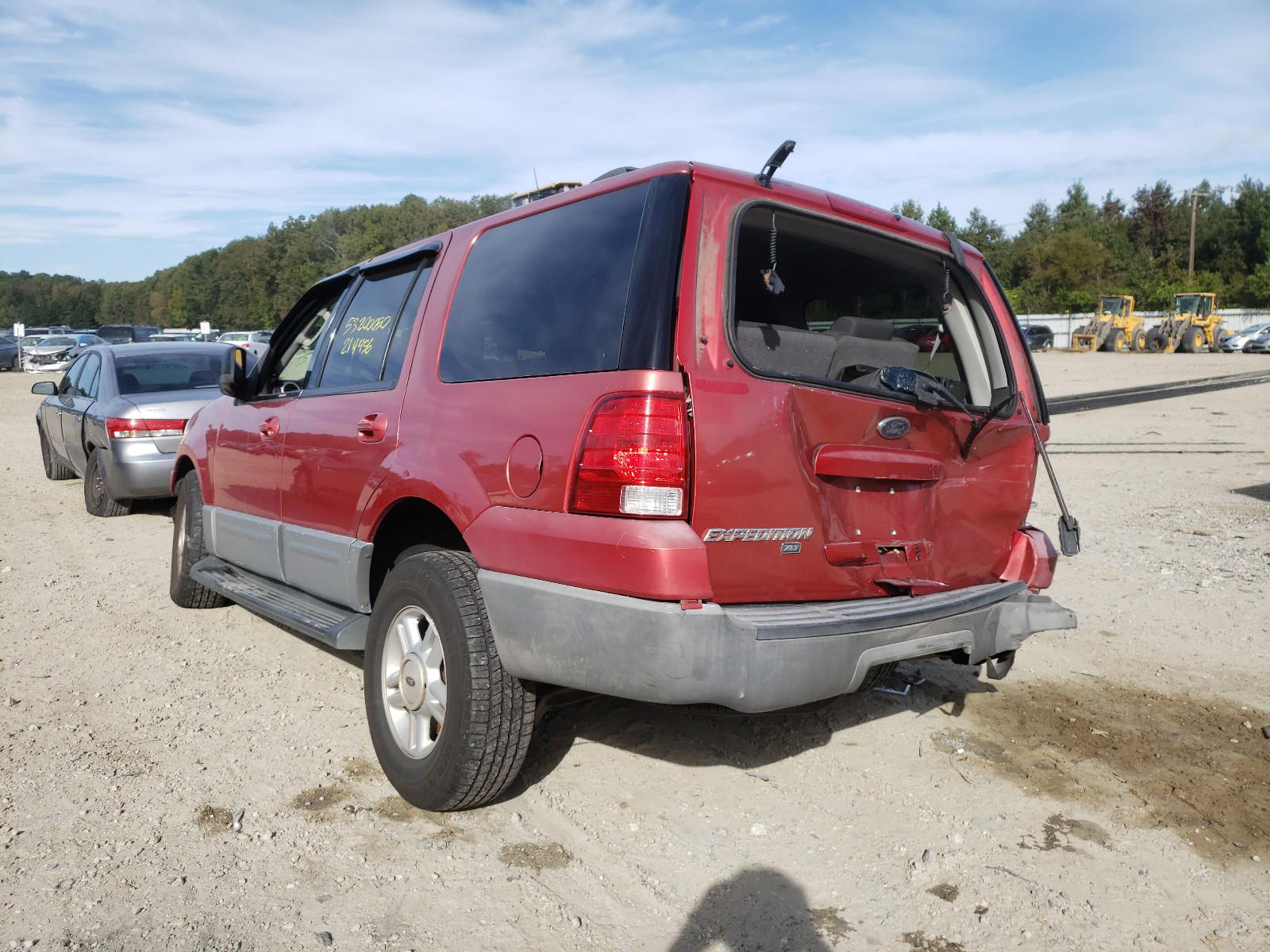 Photo 3 from auction – 2003 FORD EXPEDITION with VIN 1FMRU15W63LC44930