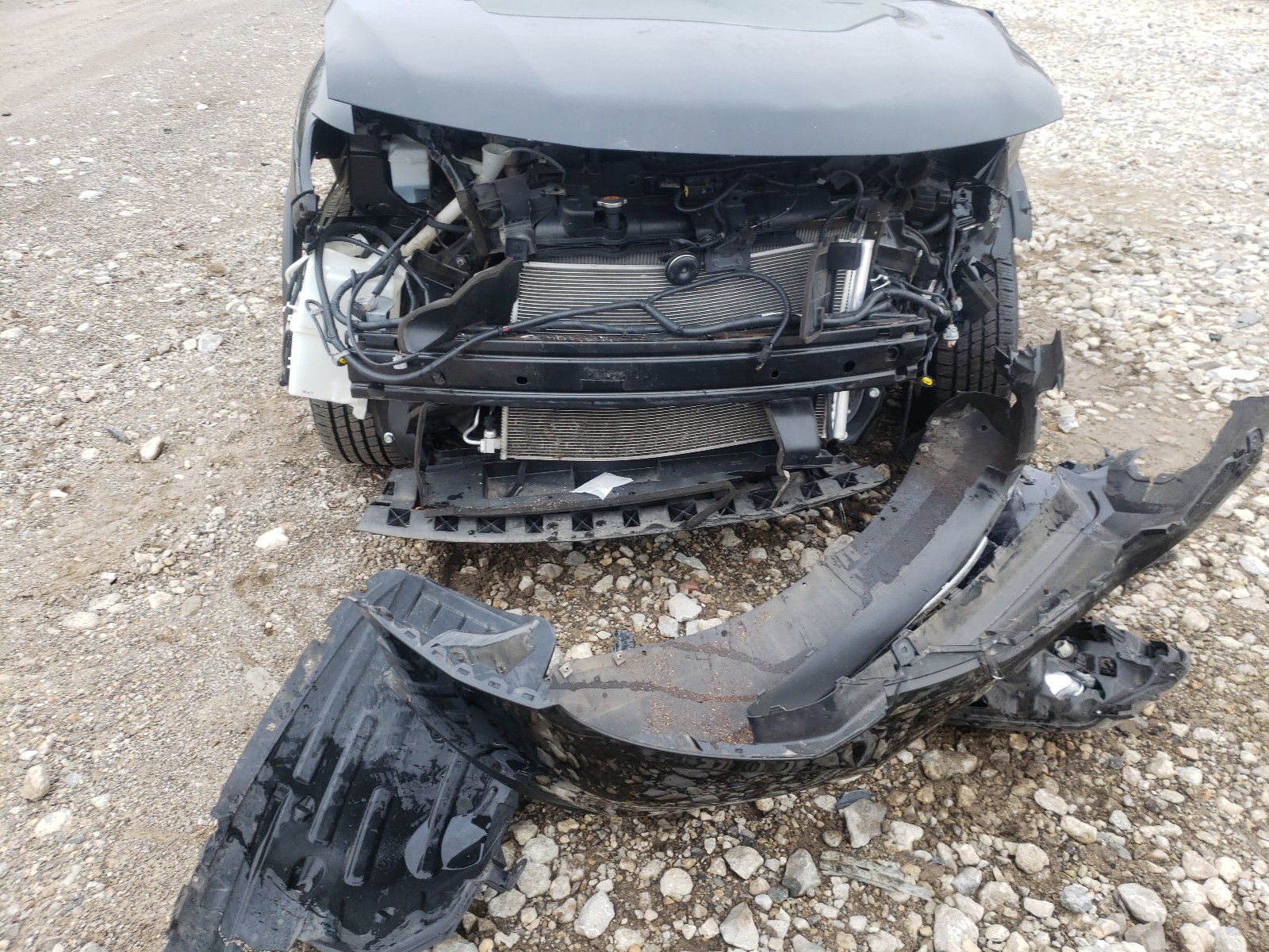 Photo 9 from auction – 2015 NISSAN ROGUE S with VIN KNMAT2MV6FP583266