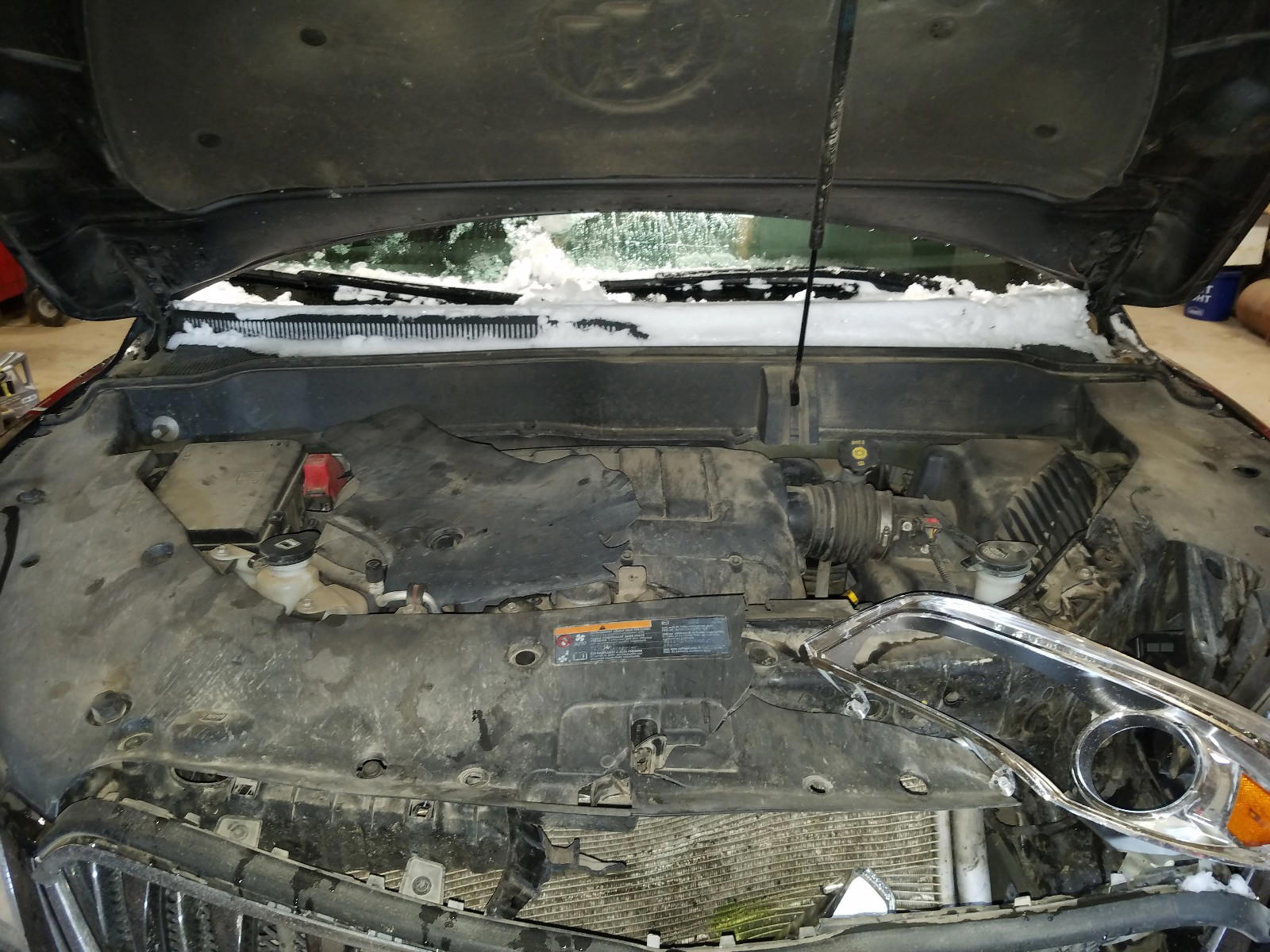 Photo 7 from auction – 2015 BUICK ENCLAVE with VIN 5GAKVBKD0FJ197763