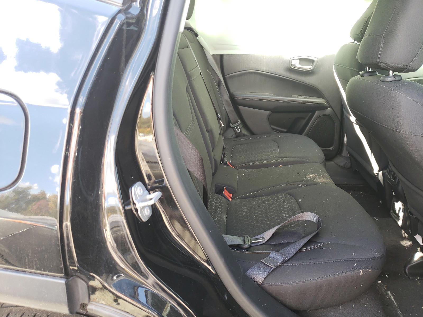 Photo 6 from auction – 2018 JEEP COMPASS SP with VIN 3C4NJDAB4JT424005
