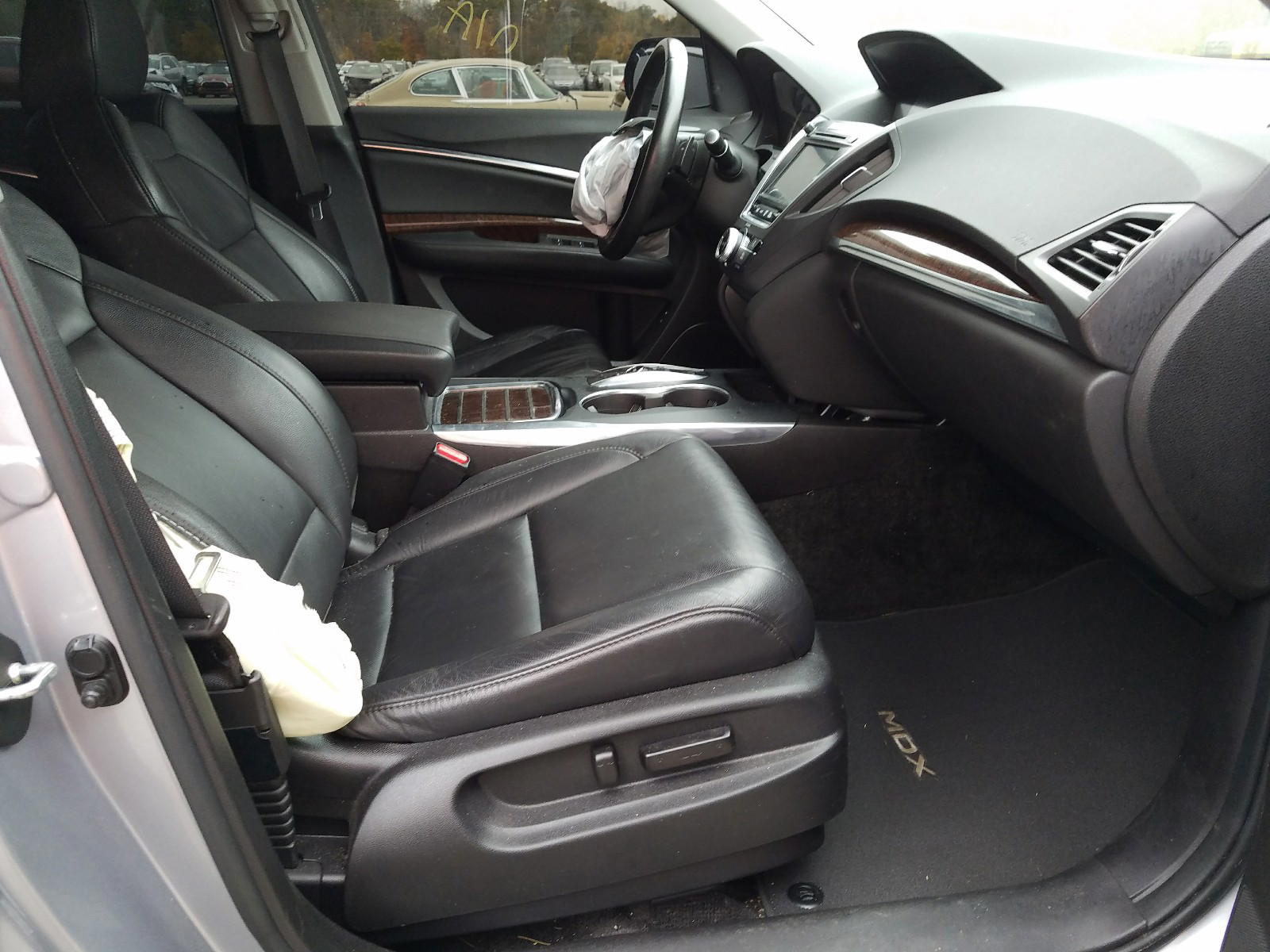 Photo 5 from auction – 2017 ACURA MDX TECHNO with VIN 5FRYD4H52HB017912