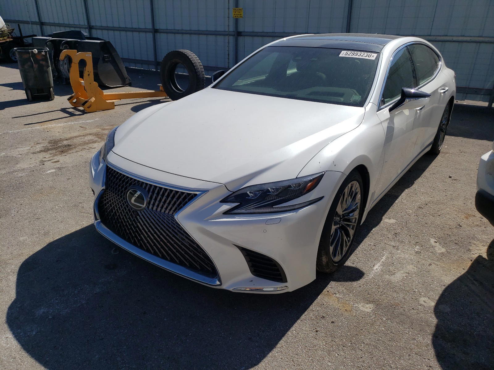 Photo 2 from auction – 2018 LEXUS LS 500 with VIN JTHB5LFF5J5005348