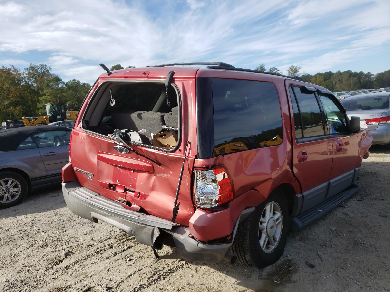 Photo 4 from auction – 2003 FORD EXPEDITION with VIN 1FMRU15W63LC44930