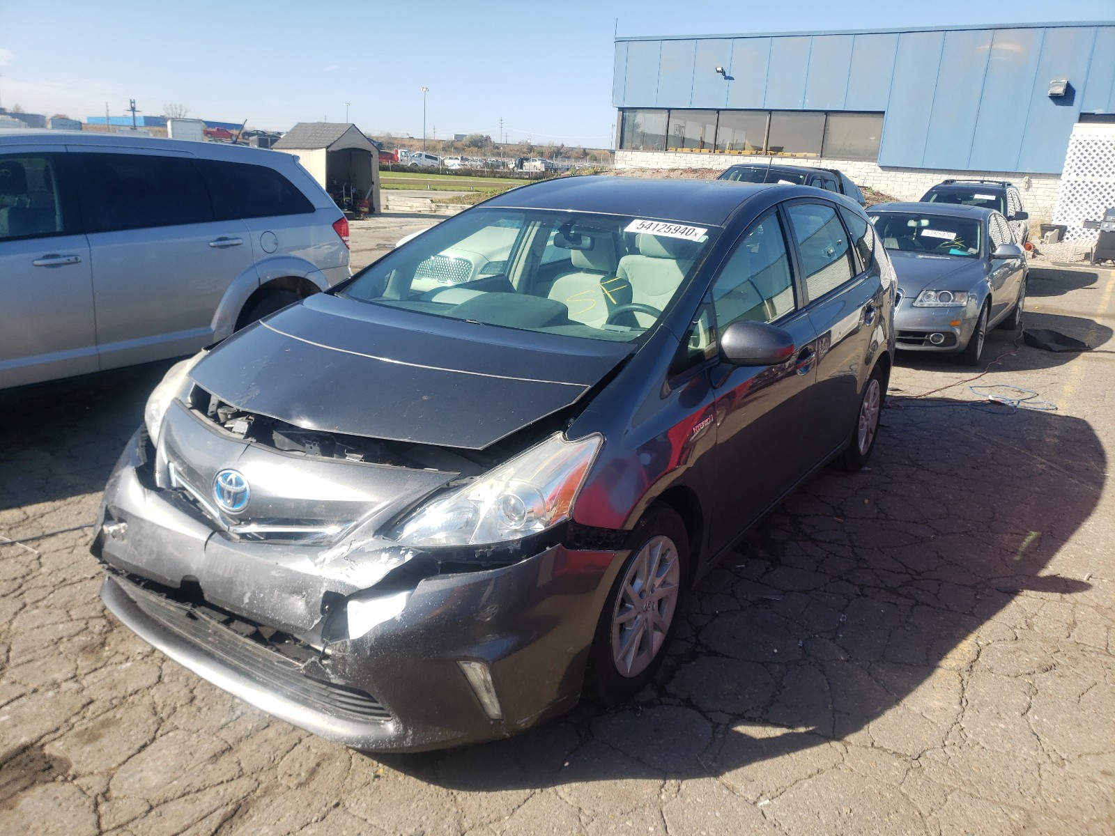 Photo 2 from auction – 2012 TOYOTA PRIUS V with VIN JTDZN3EUXC3112099