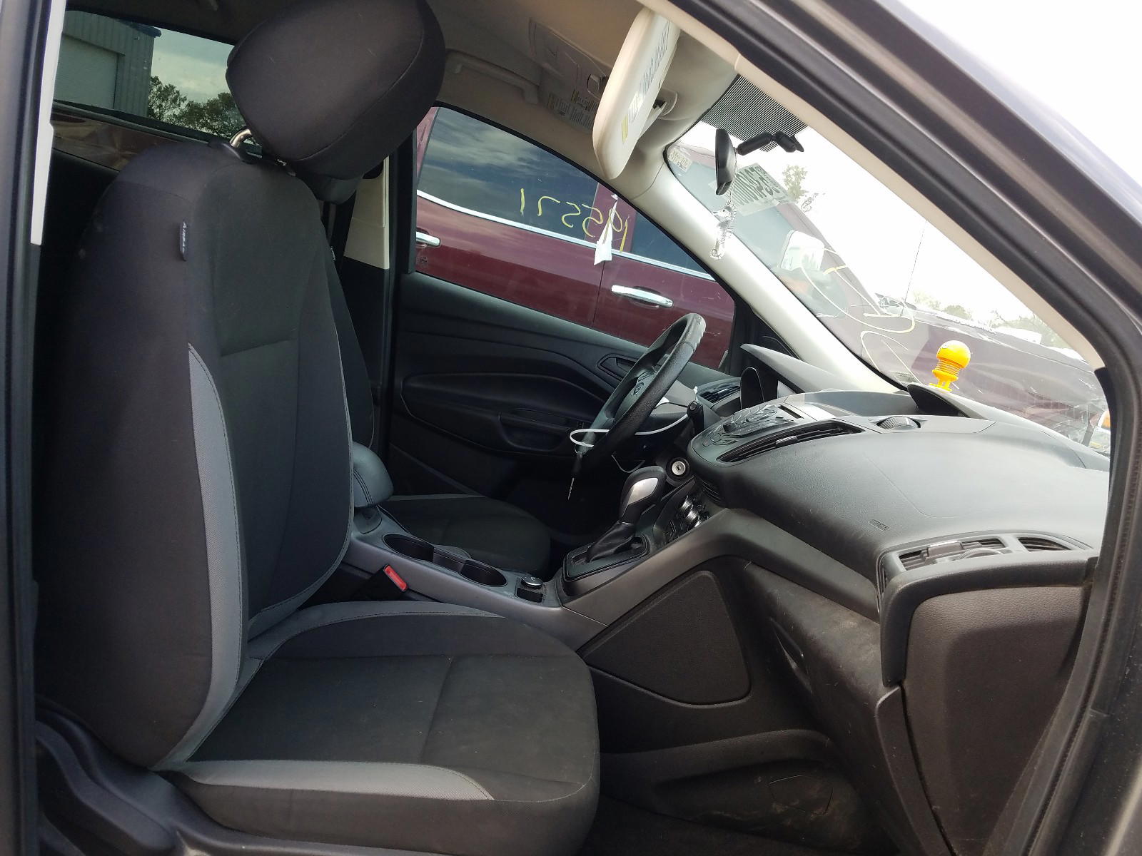 Photo 5 from auction – 2014 FORD ESCAPE S with VIN 1FMCU0F70EUB46089