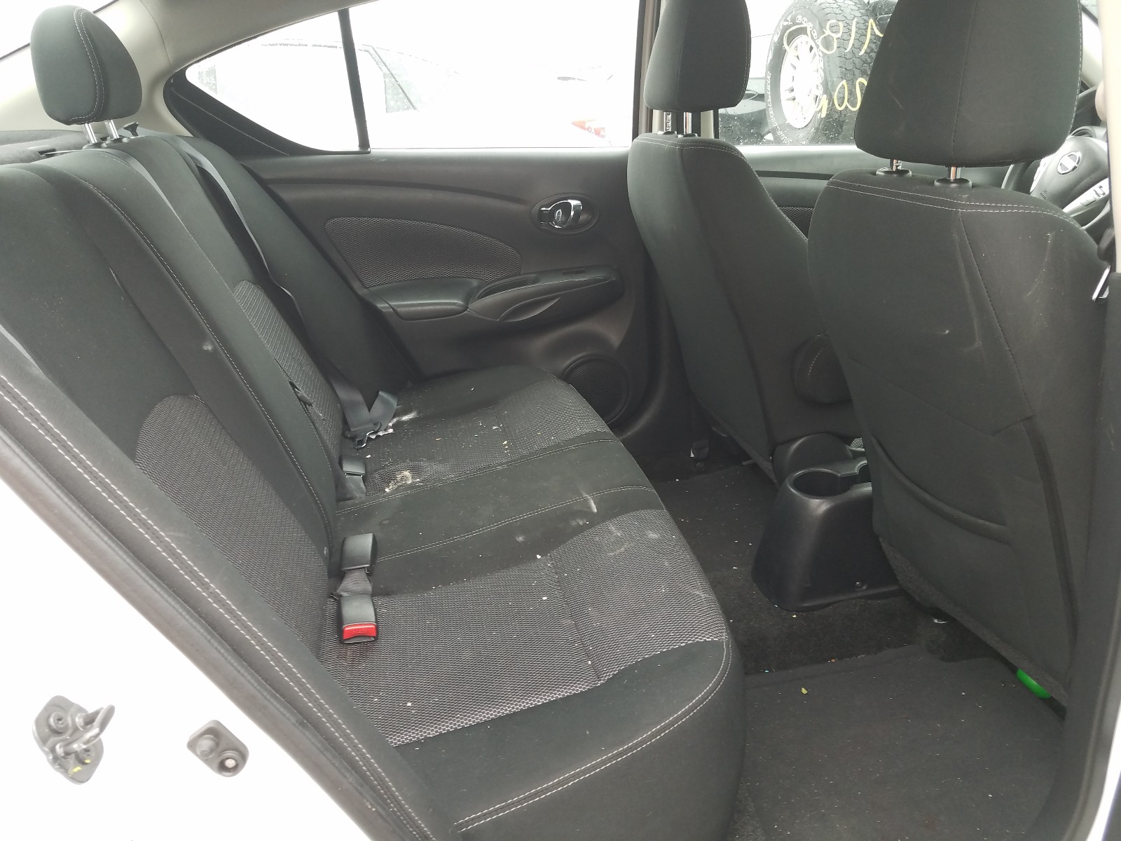 Photo 6 from auction – 2017 NISSAN VERSA S with VIN 3N1CN7AP6HL857850