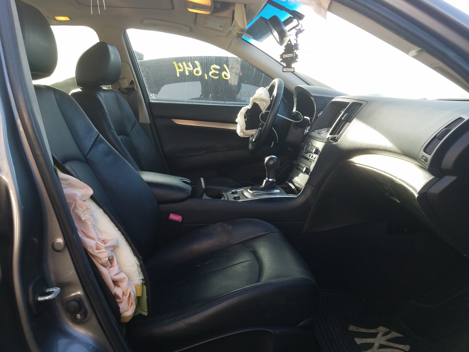Photo 5 from auction – 2015 INFINITI Q40 with VIN JN1CV6AP7FM501842