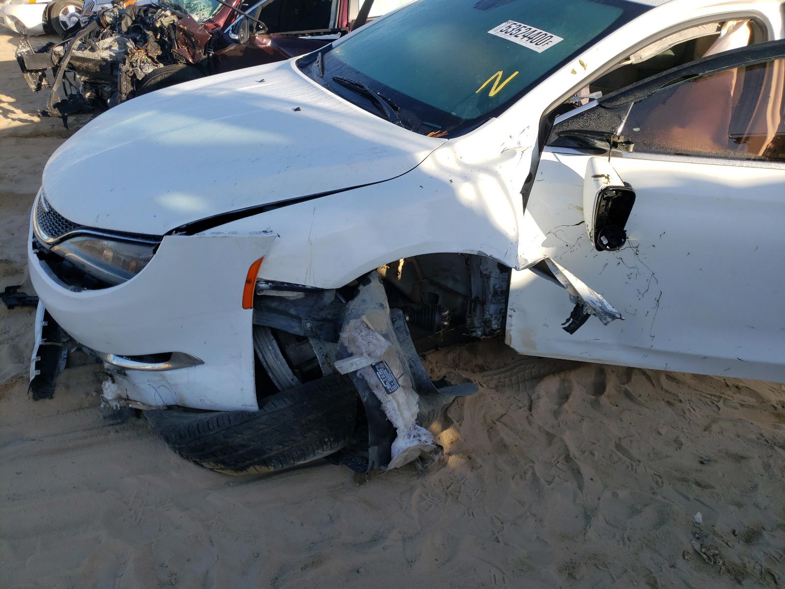 Photo 9 from auction – 2015 CHRYSLER 200 C with VIN 1C3CCCCB0FN680520