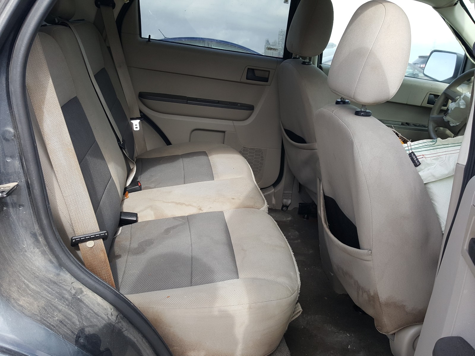 Photo 6 from auction – 2008 FORD ESCAPE XLT with VIN 1FMCU93108KB29085