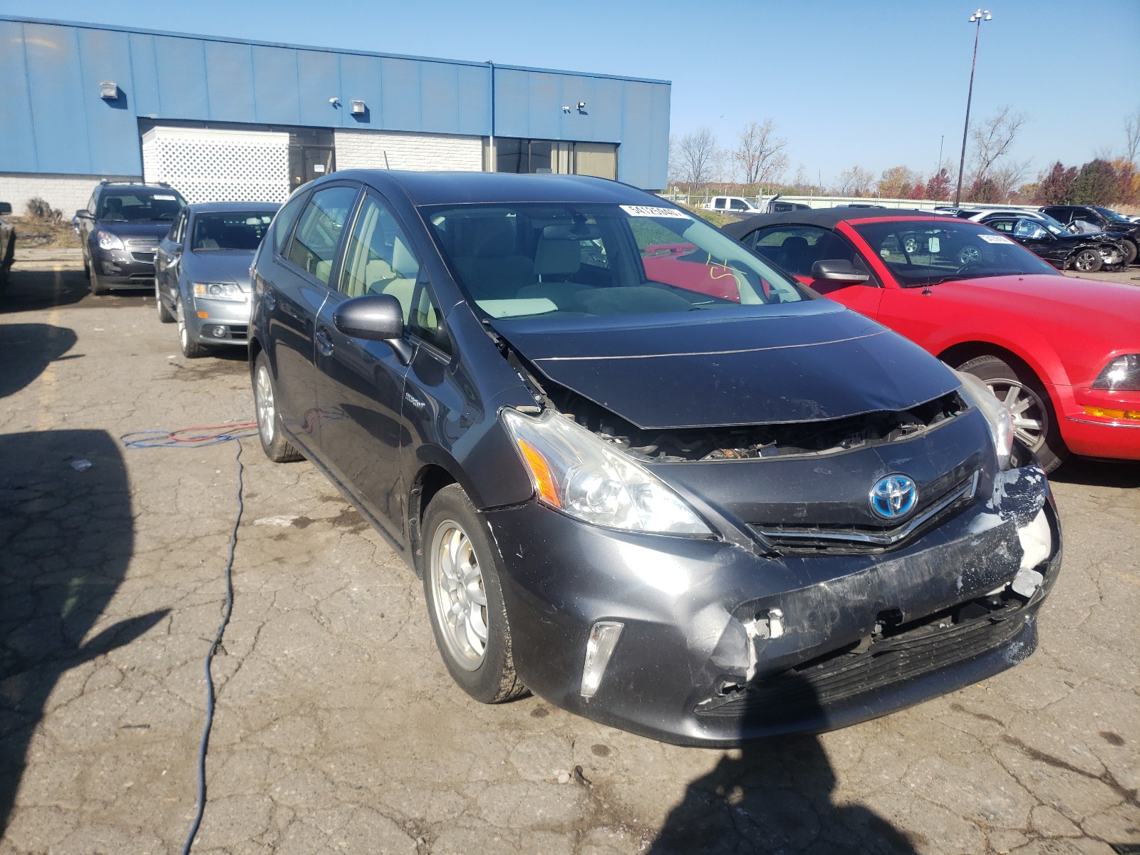 TOYOTA PRIUS V 2012 with VIN JTDZN3EUXC3112099 - Photo from auction