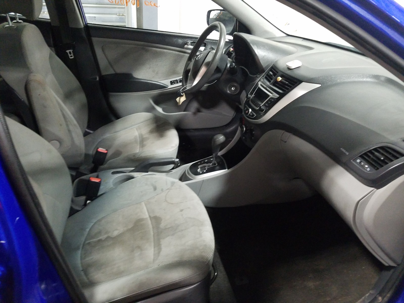 Photo 5 from auction – 2014 HYUNDAI ACCENT GLS with VIN KMHCT4AE4EU613756