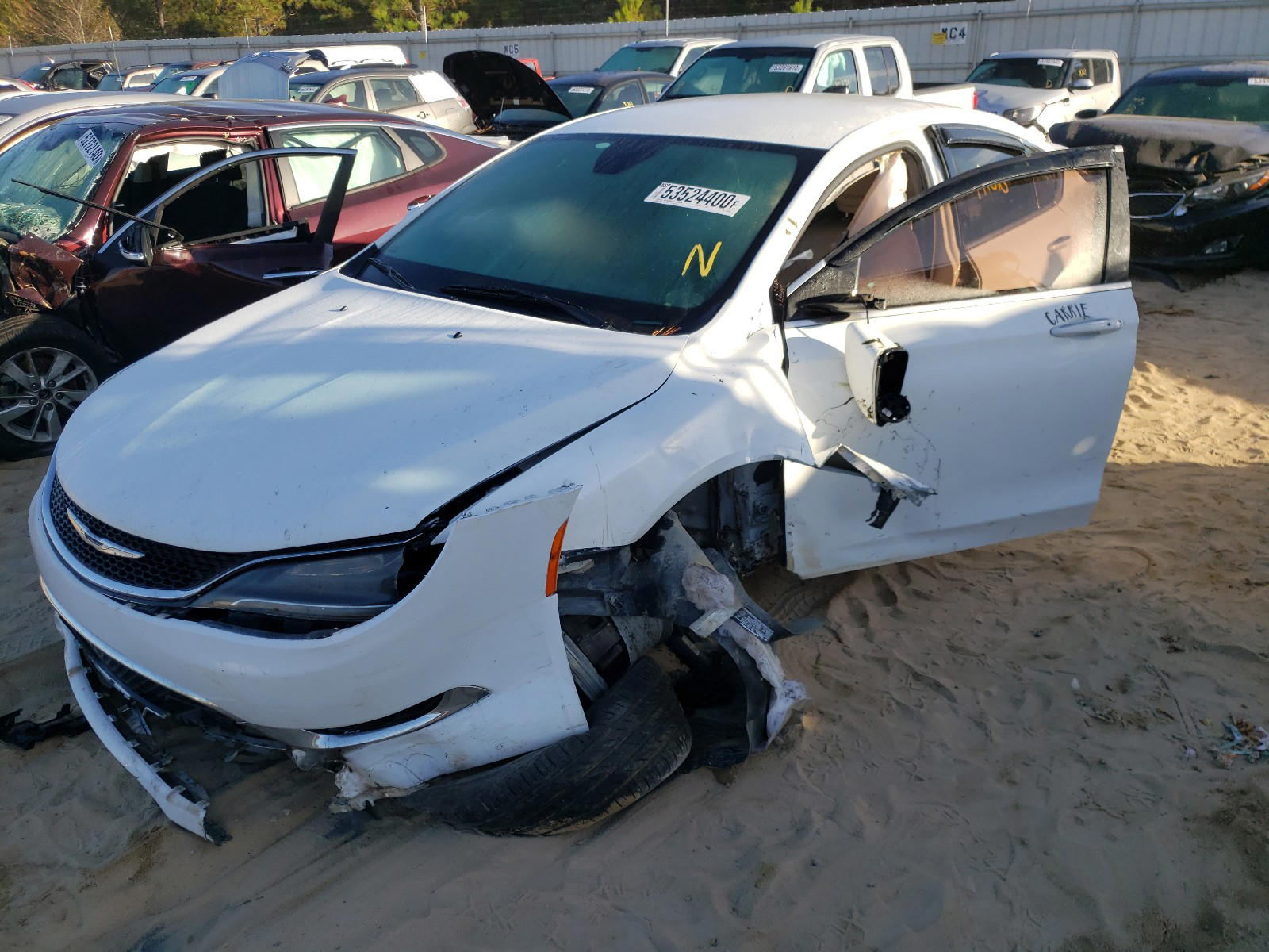 Photo 2 from auction – 2015 CHRYSLER 200 C with VIN 1C3CCCCB0FN680520