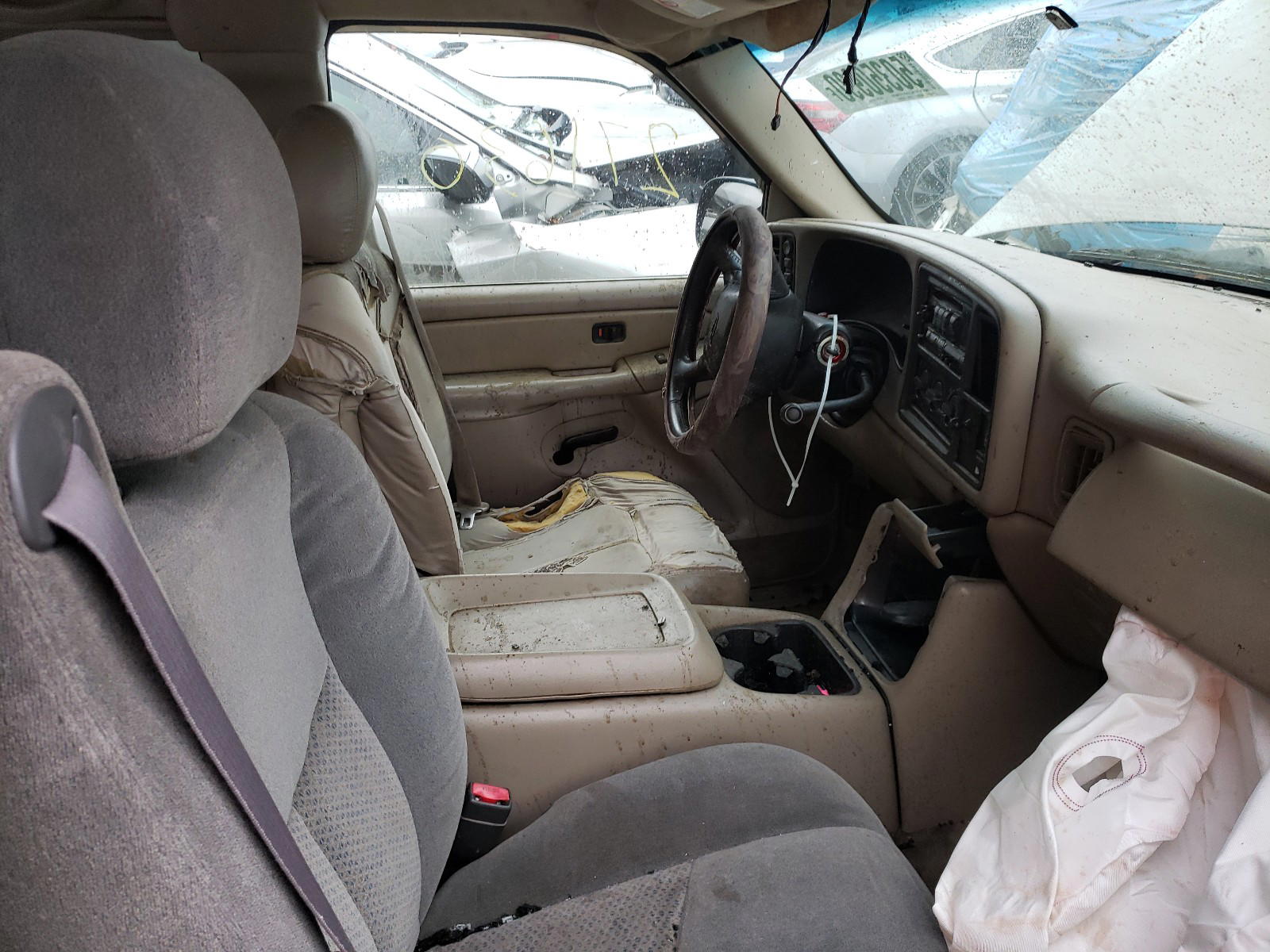 Photo 5 from auction – 2002 CHEVROLET SILVERADO with VIN 1GCEK19T32E113028
