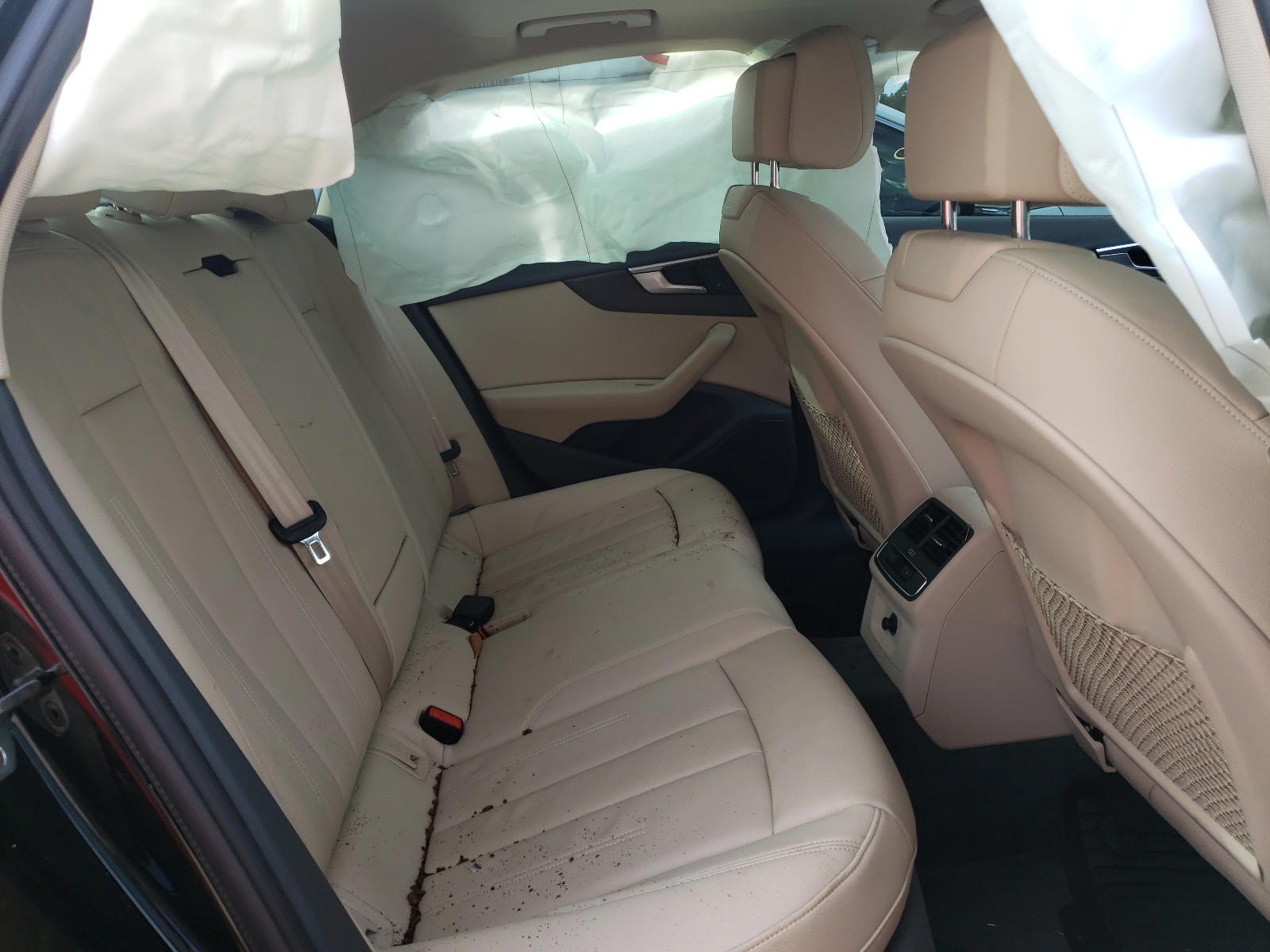 Photo 6 from auction – 2019 AUDI A4 PREMIUM with VIN WAUGMAF41KN019260
