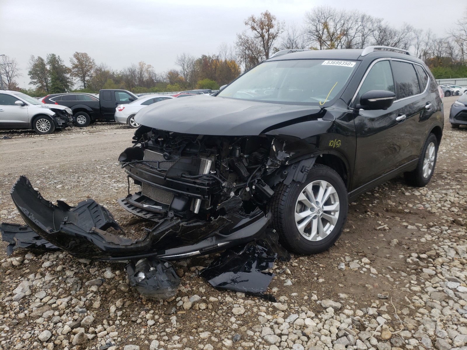 Photo 2 from auction – 2015 NISSAN ROGUE S with VIN KNMAT2MV6FP583266